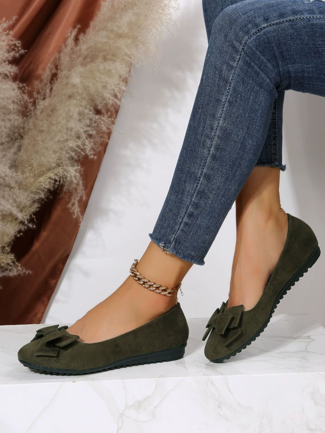 Bow Solid Color Round Toe Flat Slip-Ons