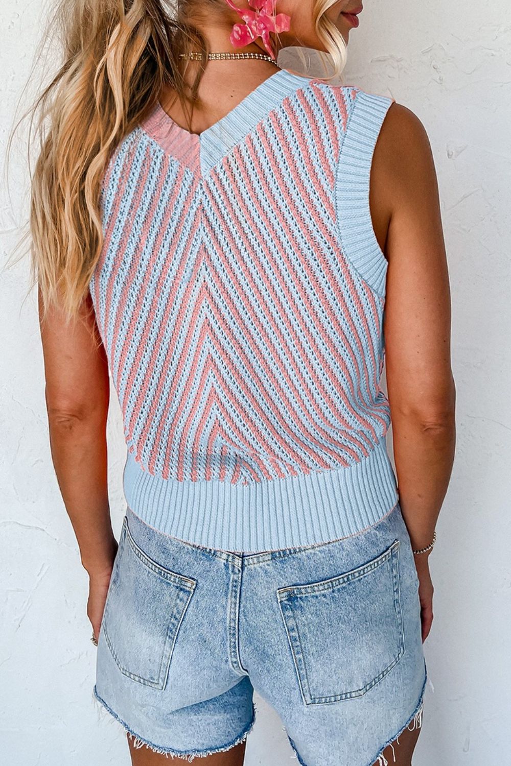 V-Neck Contrast Sweater Vest