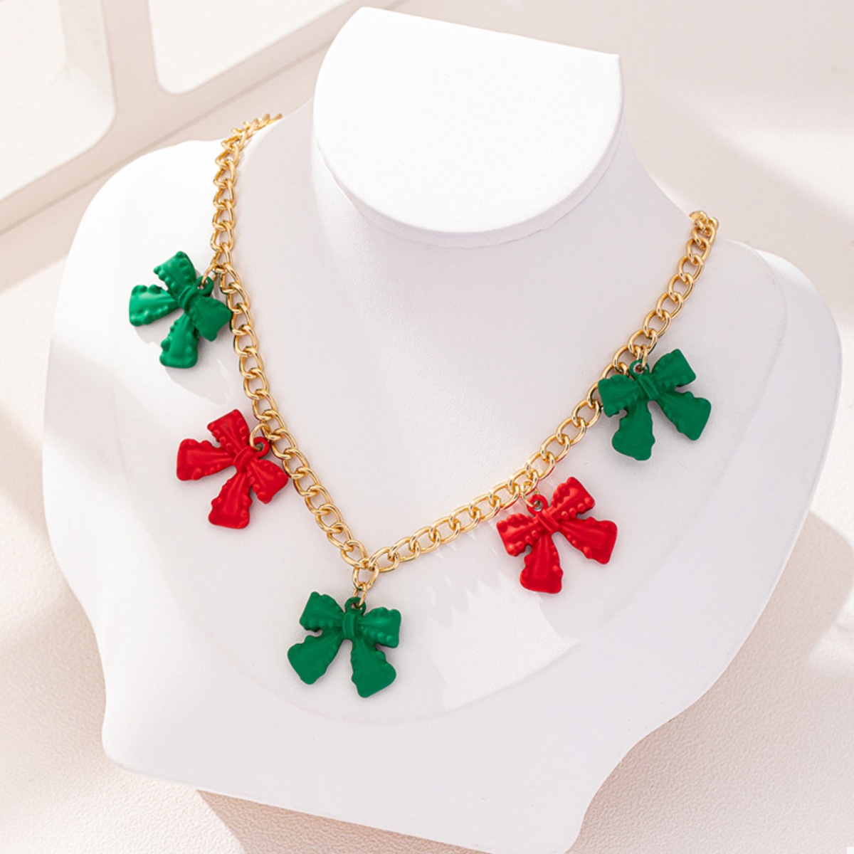 Bow Charm Chain Necklace