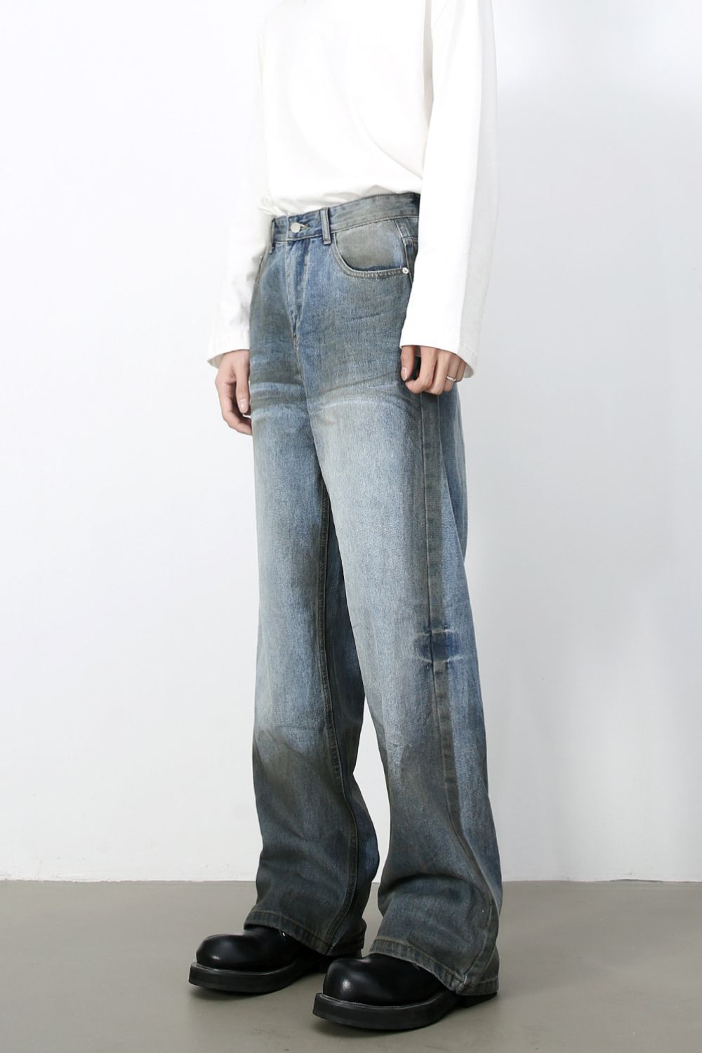 Men's Loose Jeans with Pockets