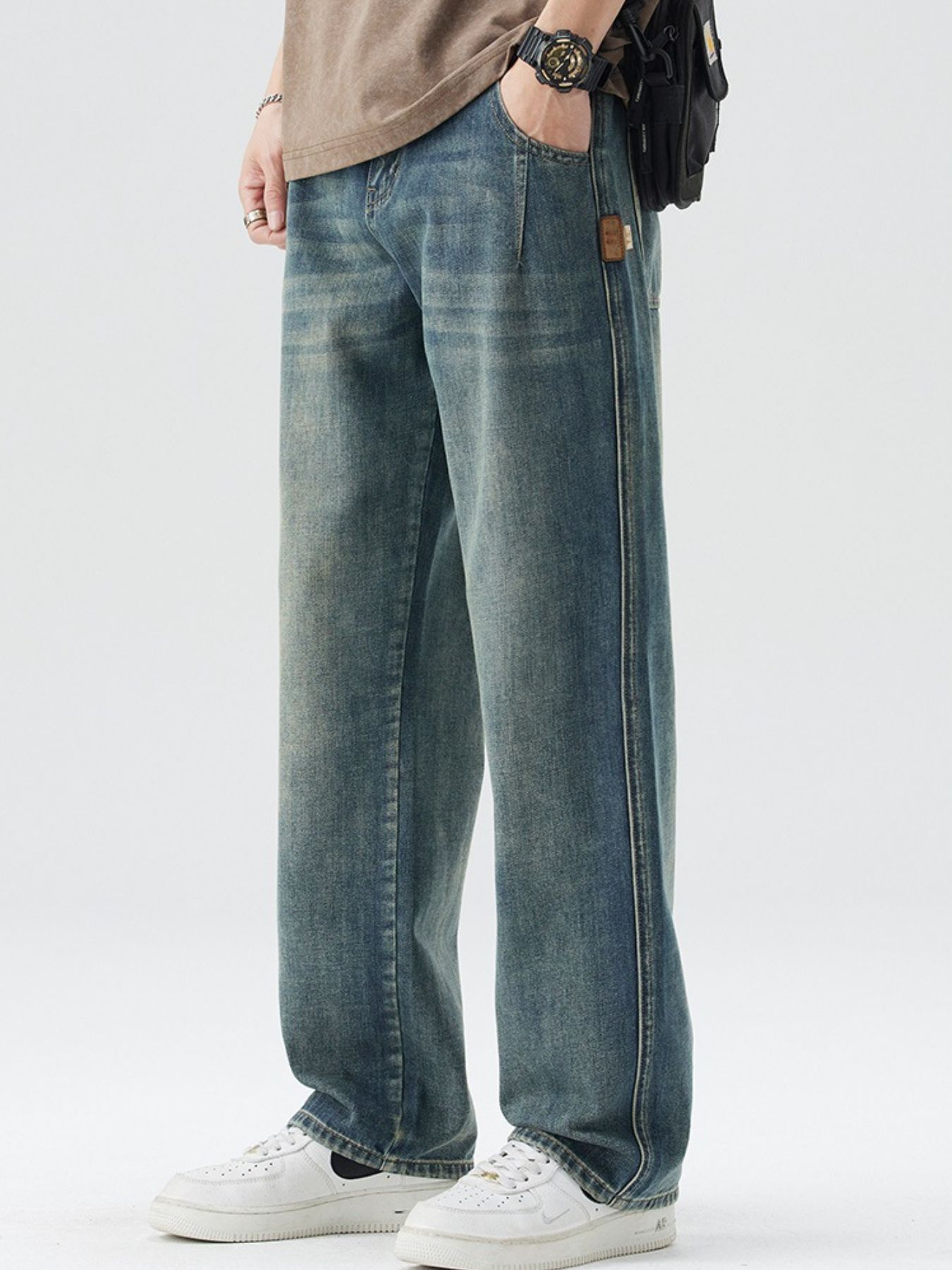 Men's Washed Wide Leg Relaxed Fit Jeans