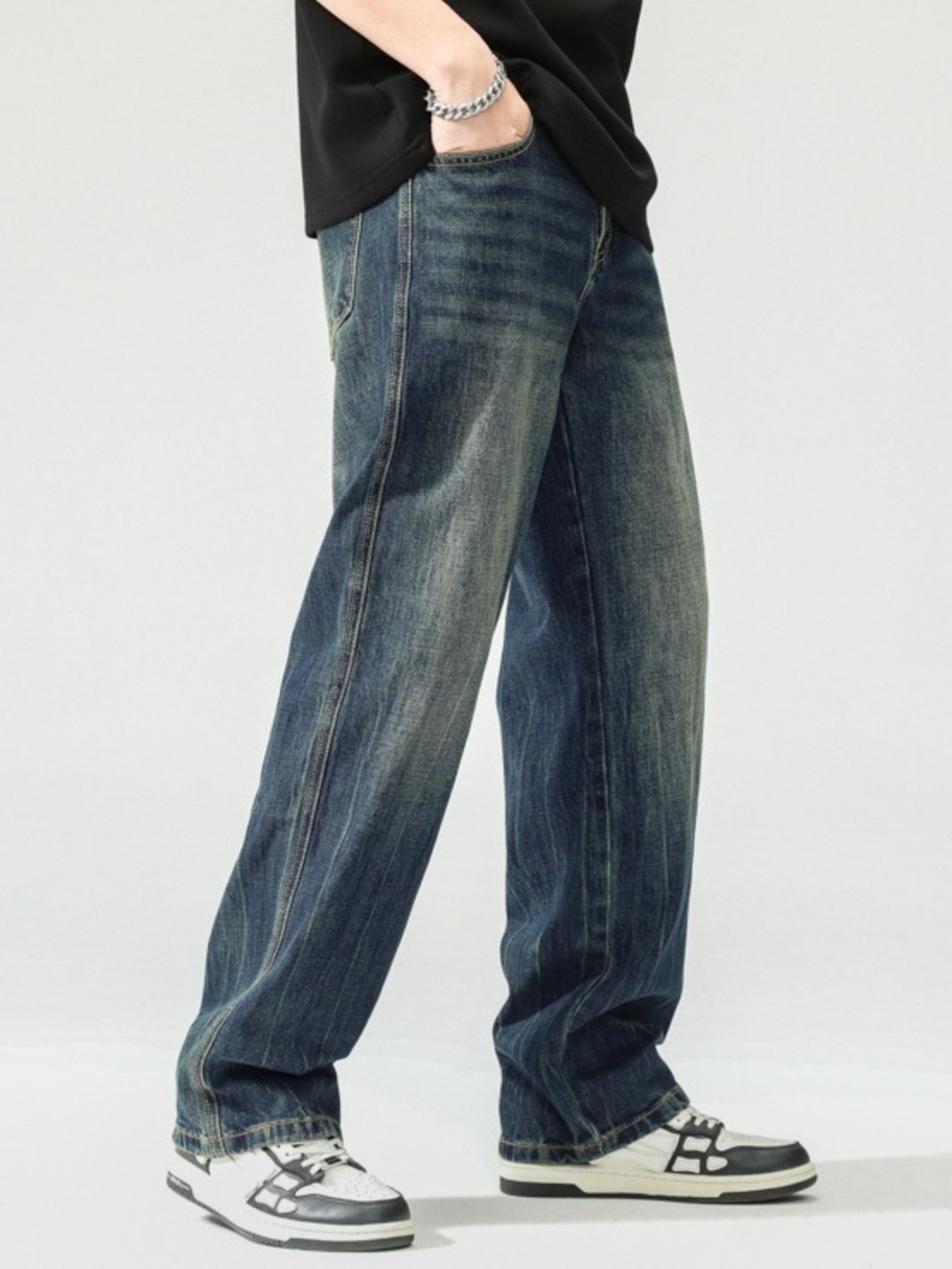 Men's Washed Wide Leg Jeans