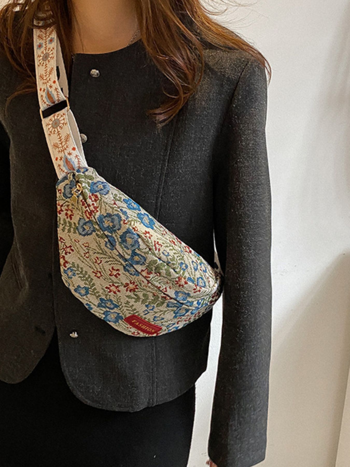 Floral Pattern Wide Strap Crossbody Bag