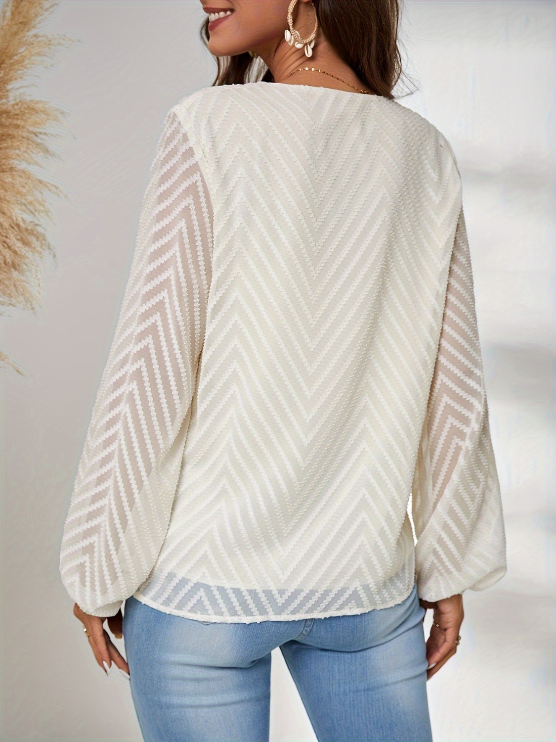 Textured V-Neck Balloon Sleeve Blouse