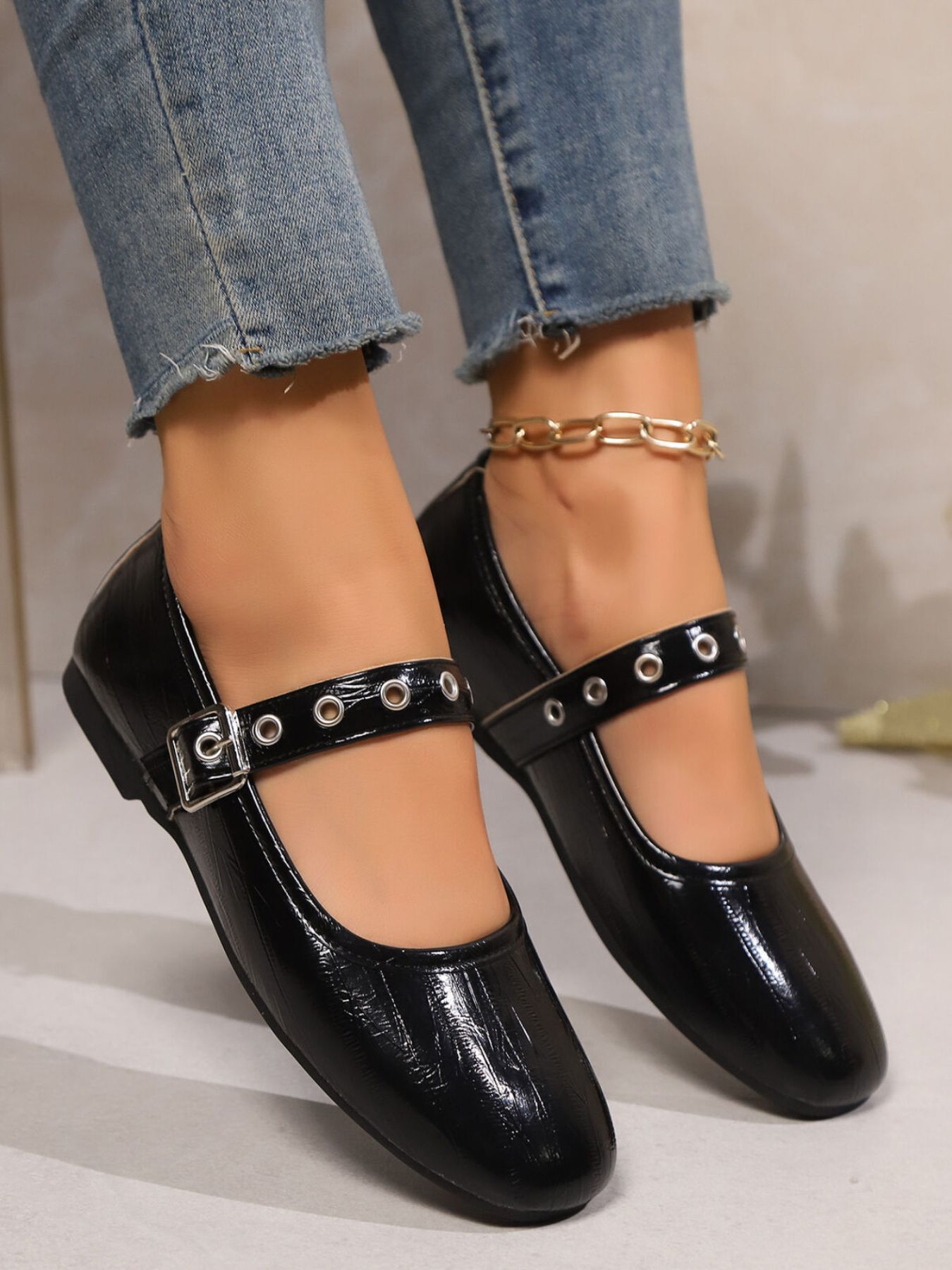 Round Toe Mary Jane Loafers