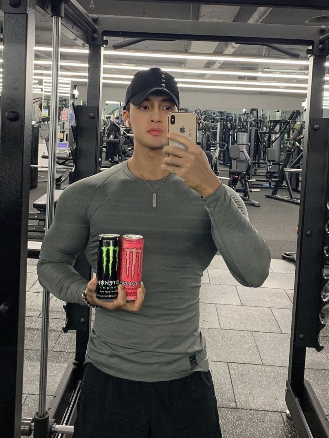 Men's Plus Size Round Neck Breathable T-Shirt