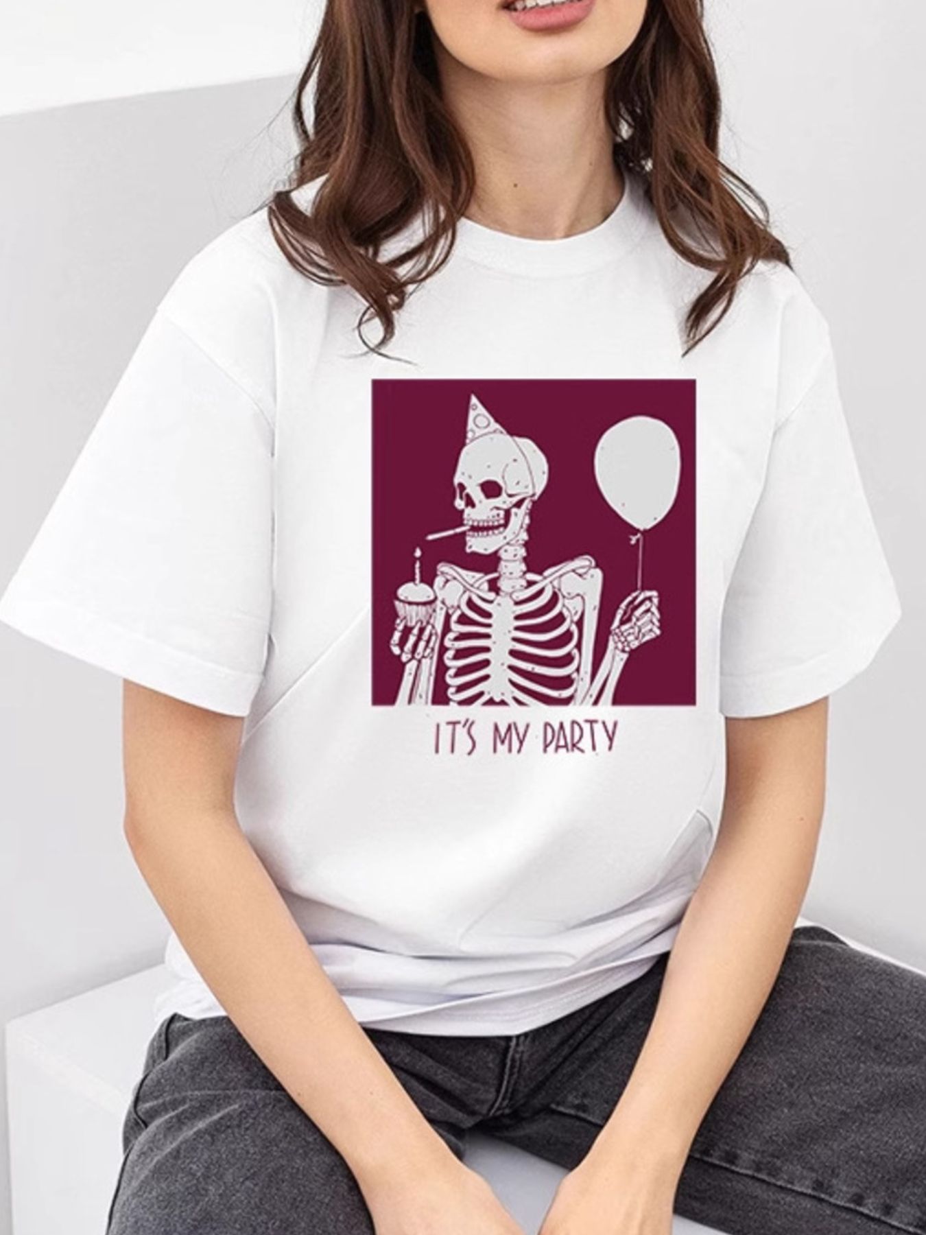 Plus Size Graphic Round Neck Half Sleeve T-Shirt