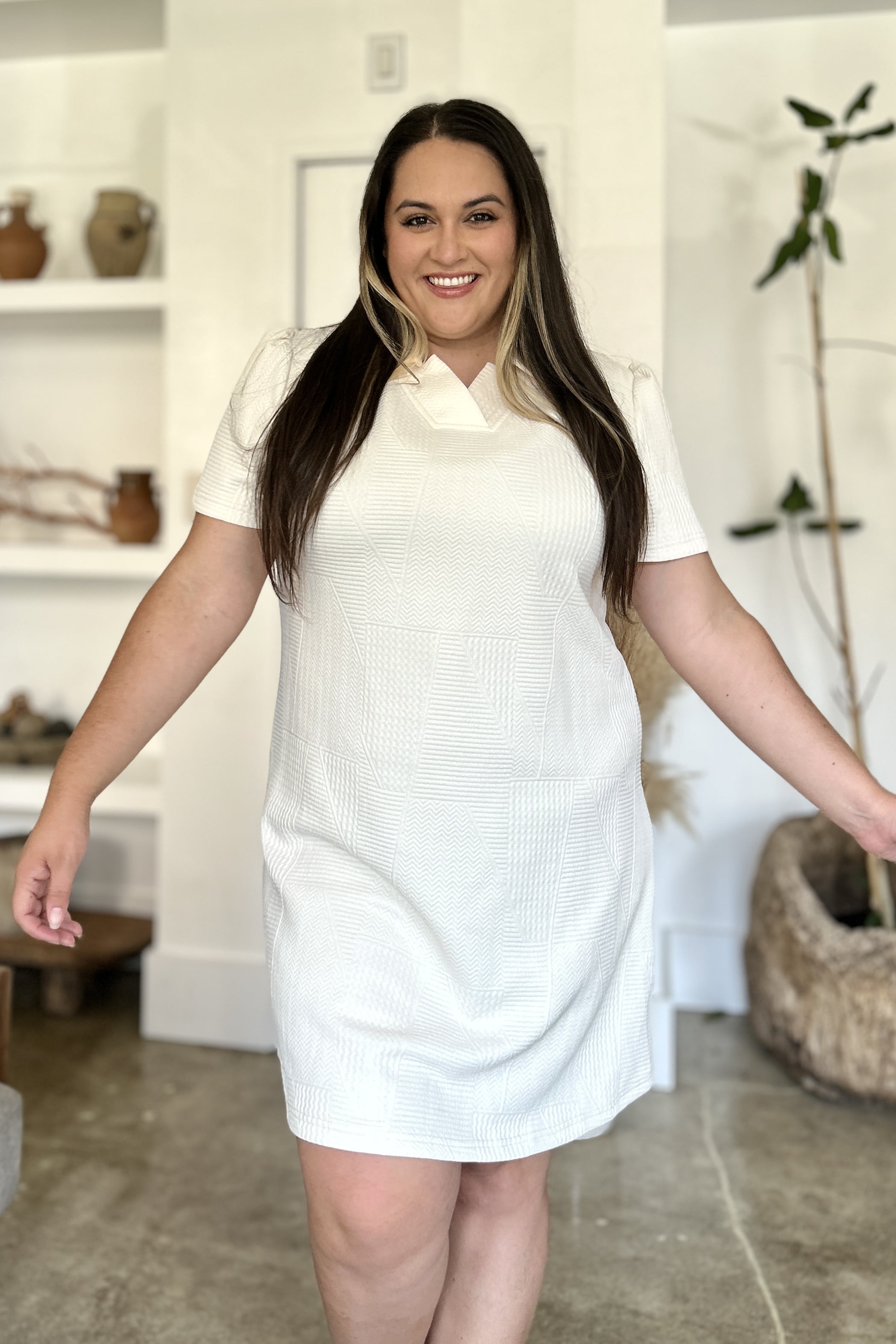 Full Size Texture Short Sleeve Dress