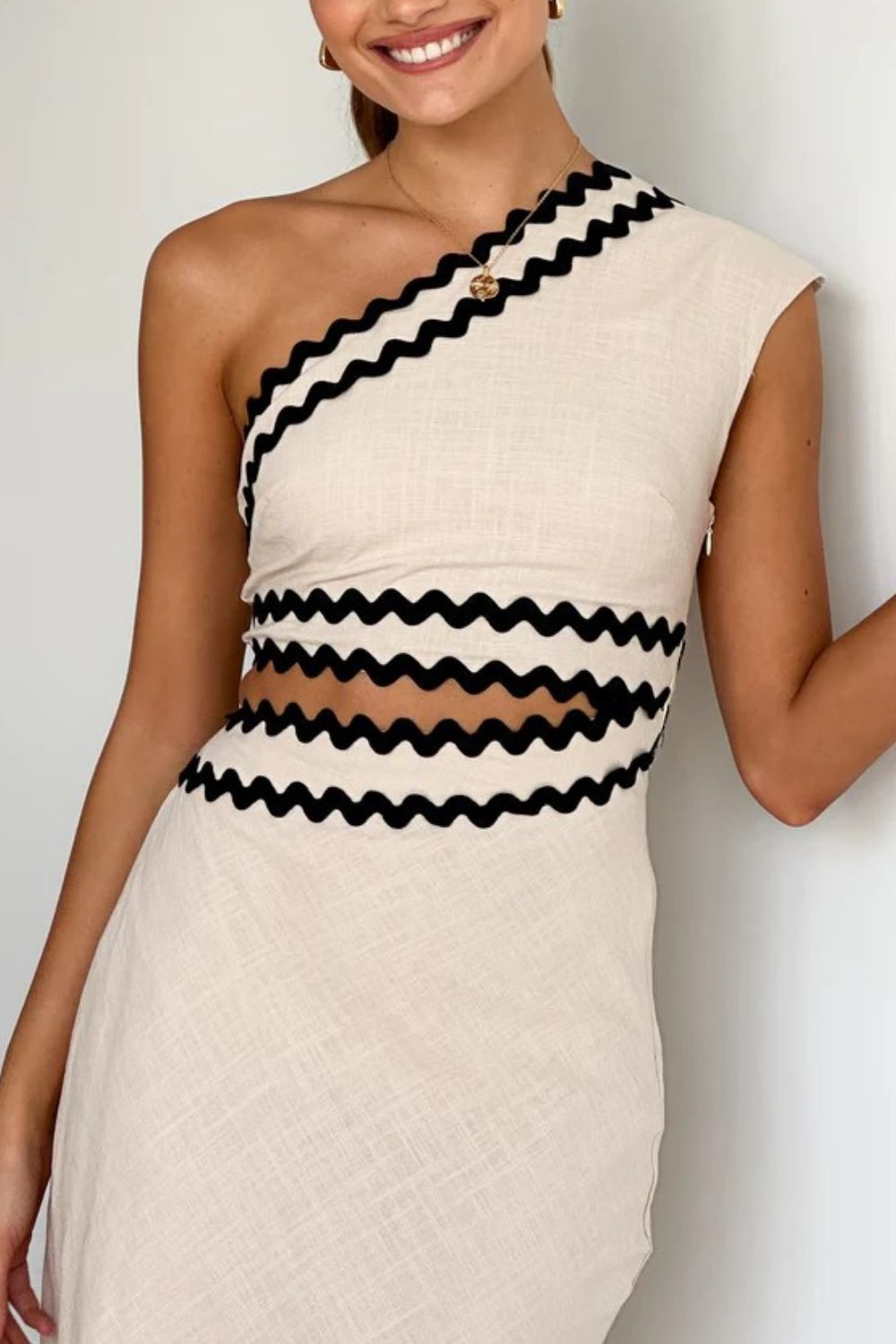 Cutout Contrast Trim Single Shoulder Dress