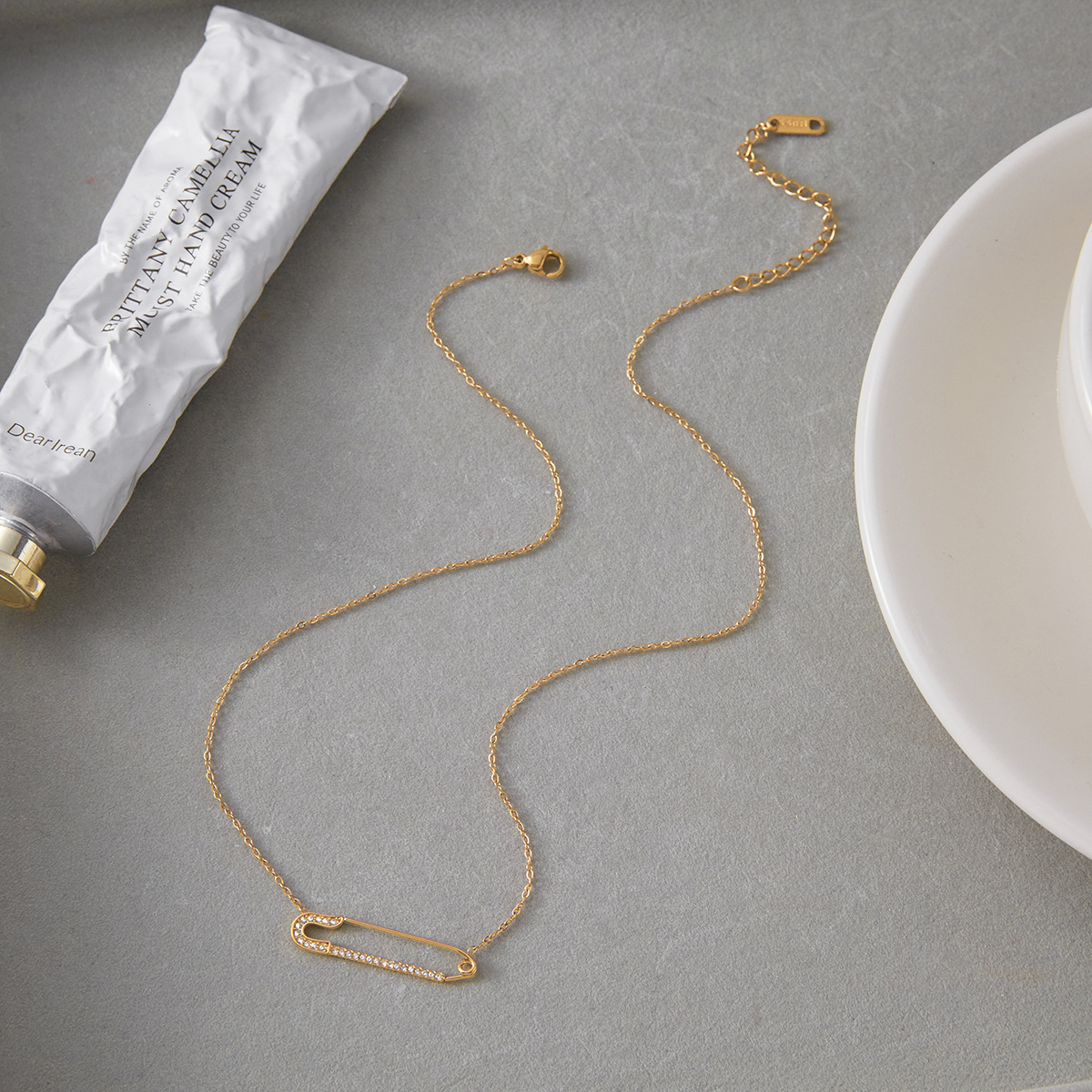 18K Gold-Plated Paperclip Necklace