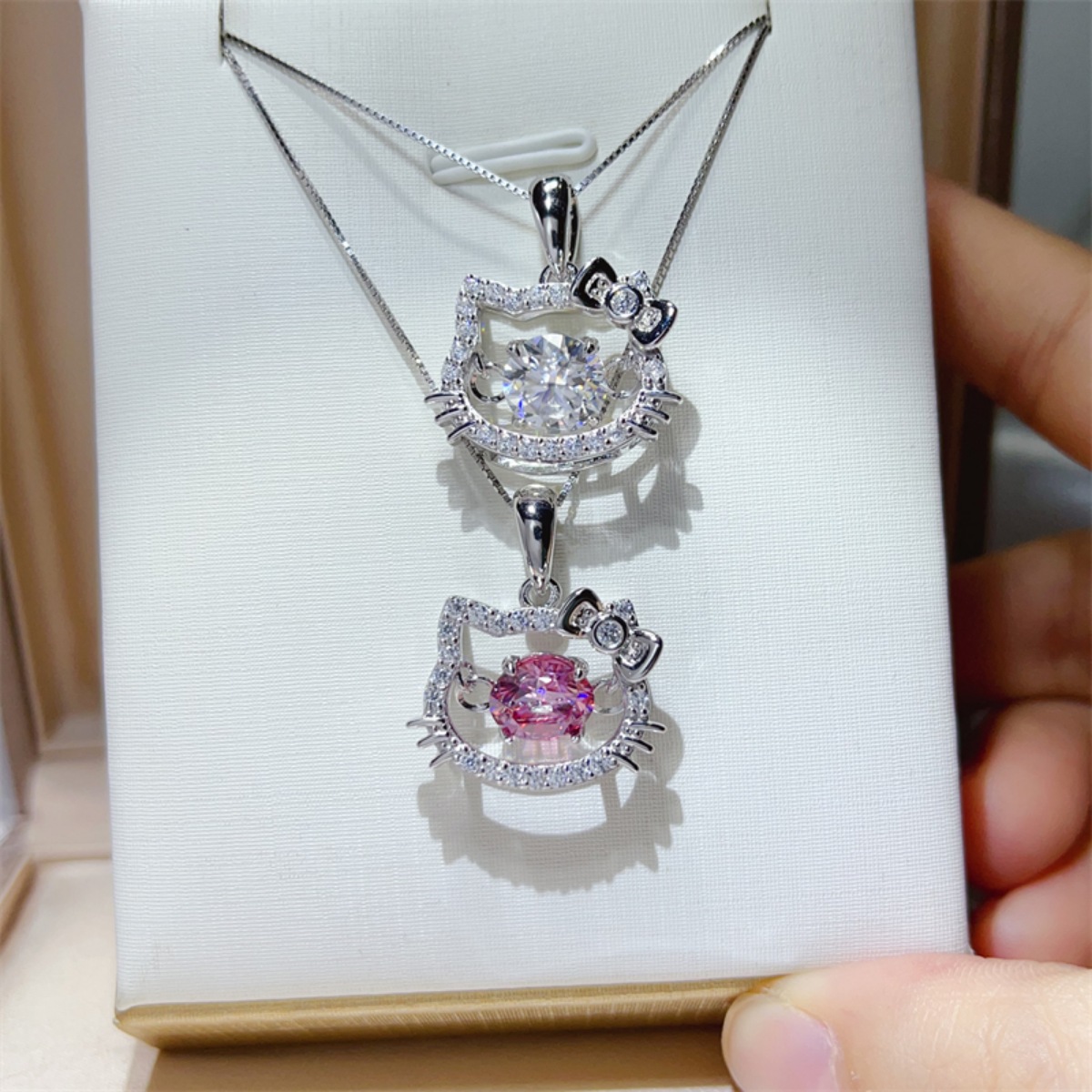 2 Carat Moissanite 925 Sterling Pendant Silver