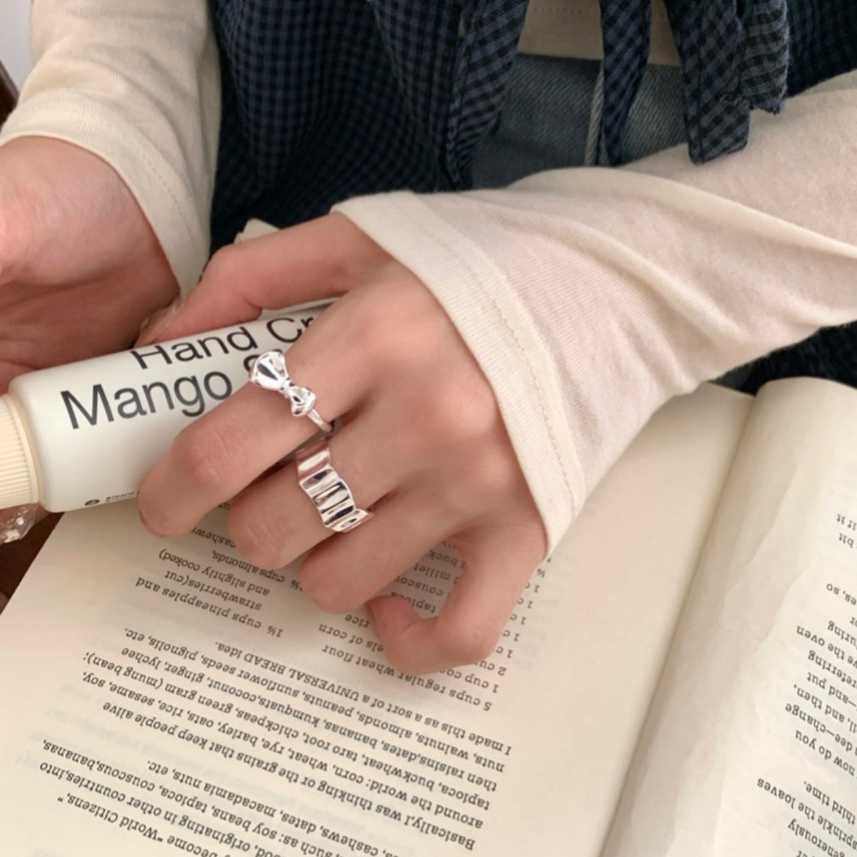 925 Sterling Silver Bow Ring