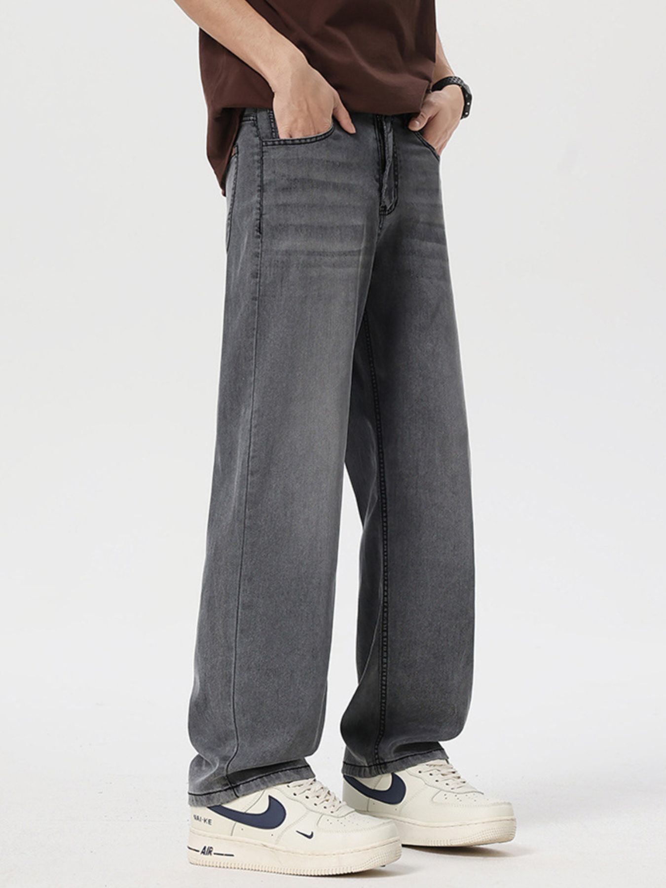 Men's Loose Fit Wash Jeans