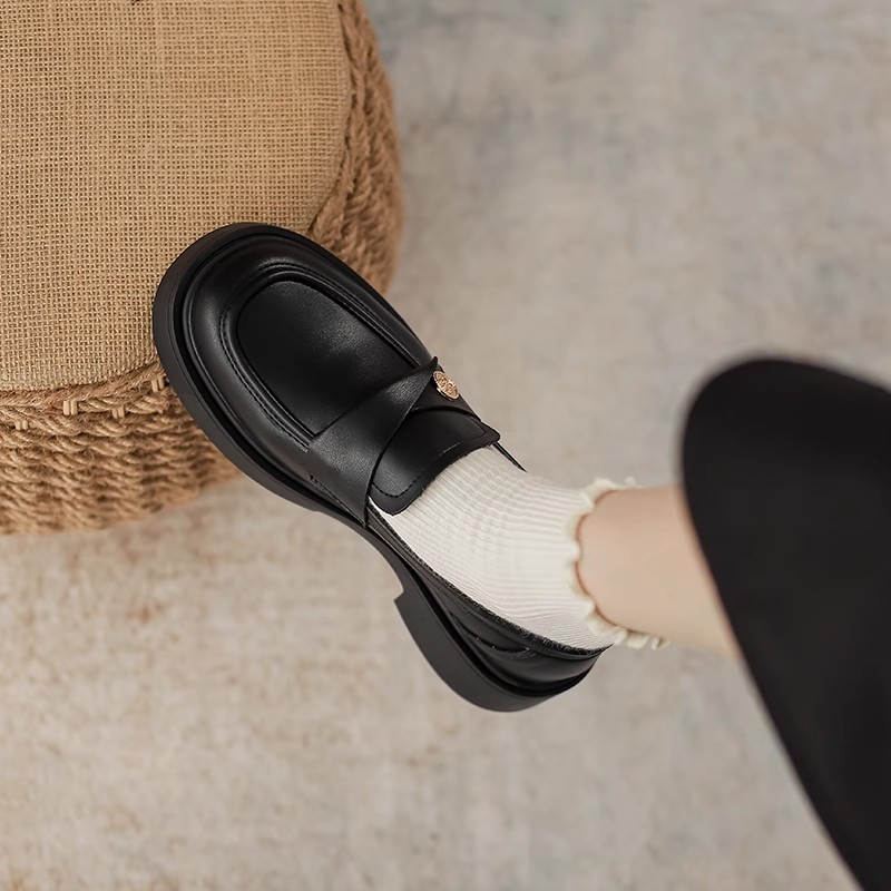 Round Toe Platform Loafers