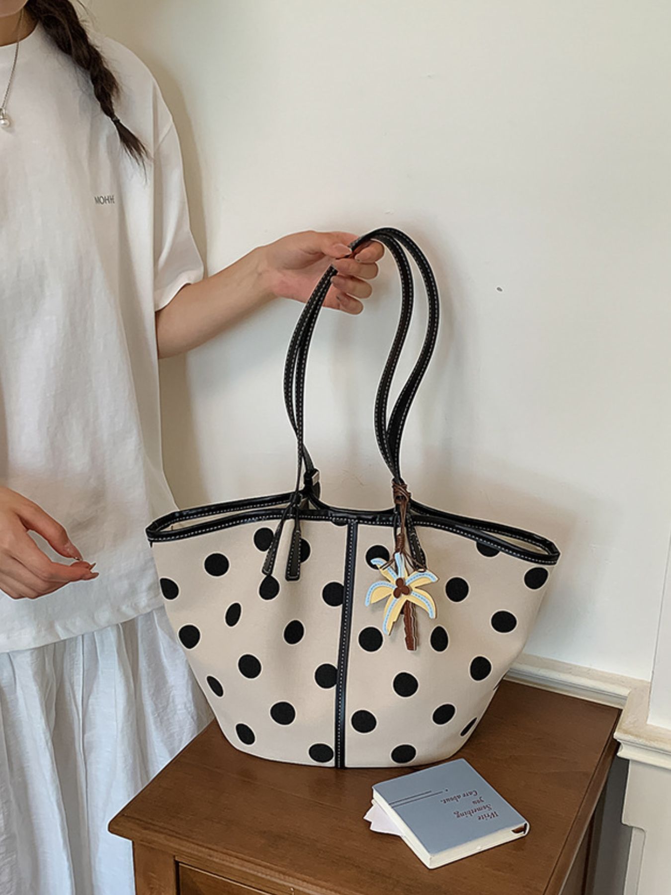 Polka Dot Shoulder Bag 10