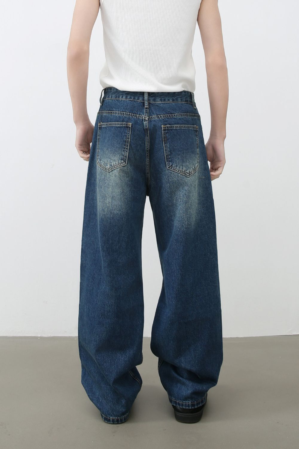Men's Distressed Jeans with Pockets