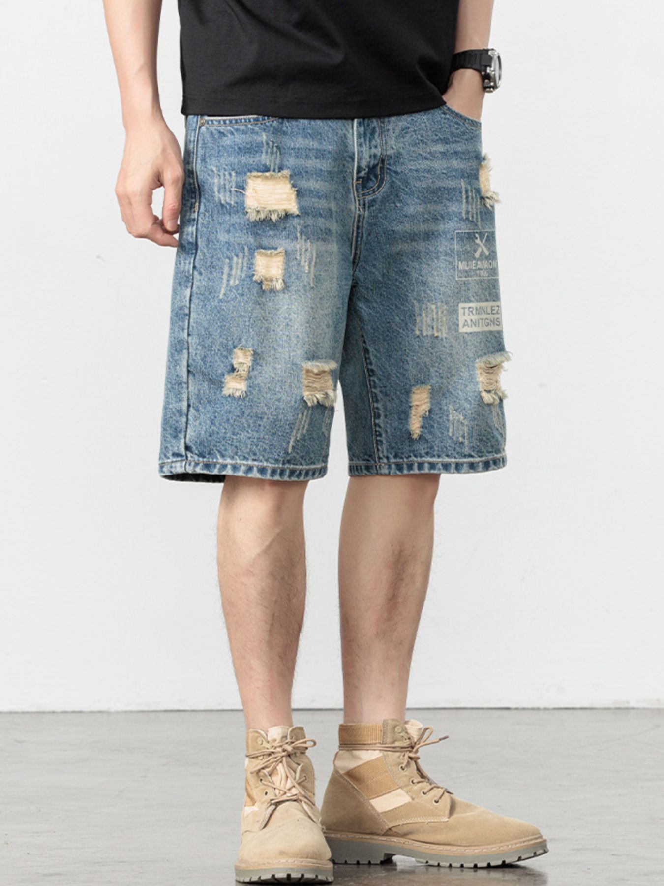 Men's Distressed Loose Fit Denim Shorts