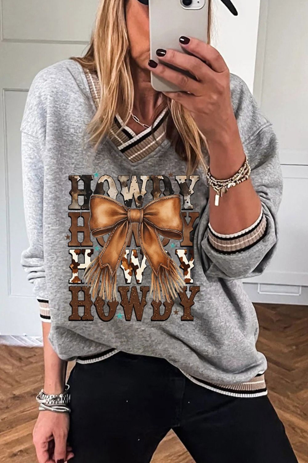 Howdy Graphic V-Neck Sweatshirt