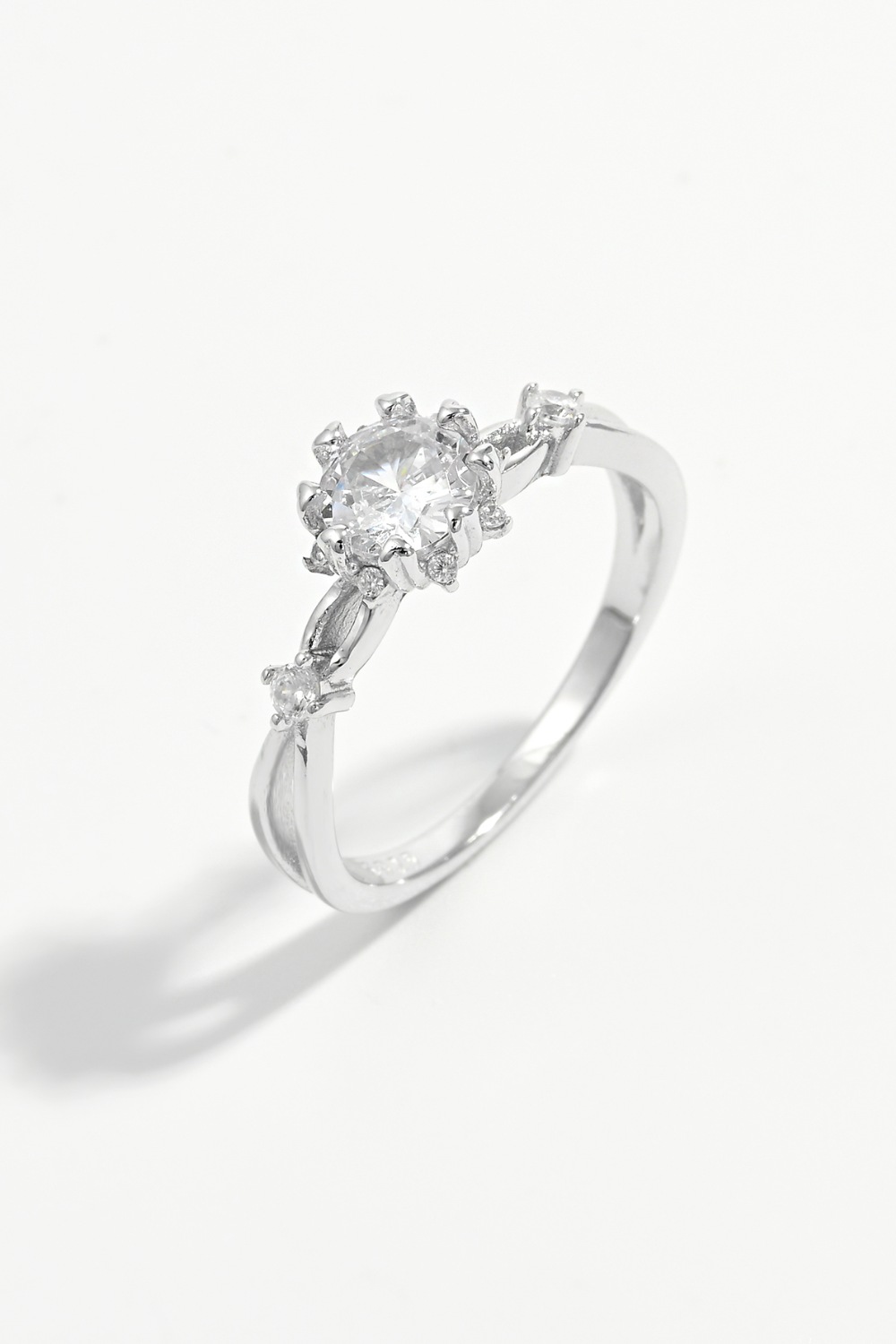 925 Sterling Silver Inlaid Zircon Ring