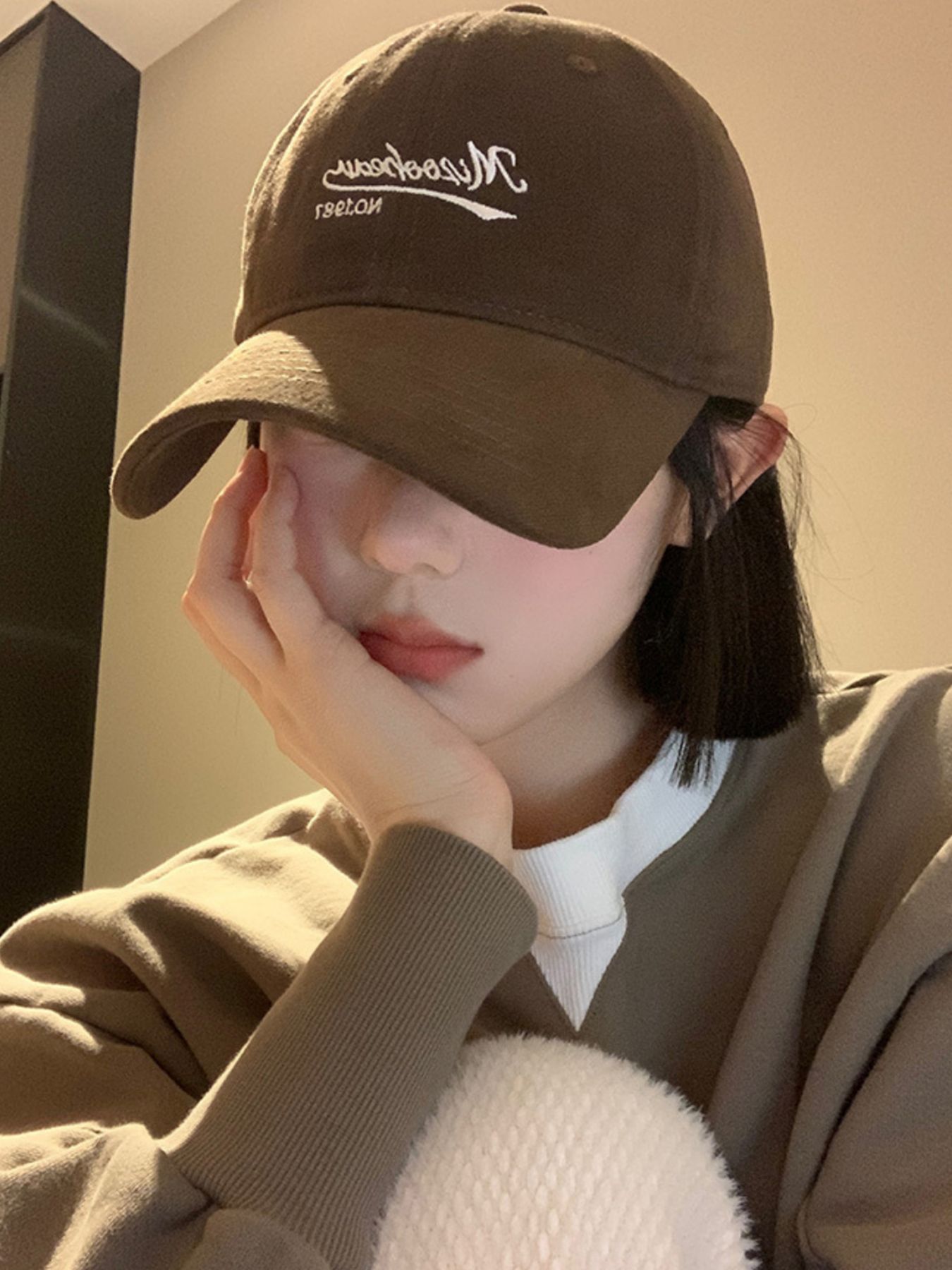 Embroidered Letter Baseball Cap 1
