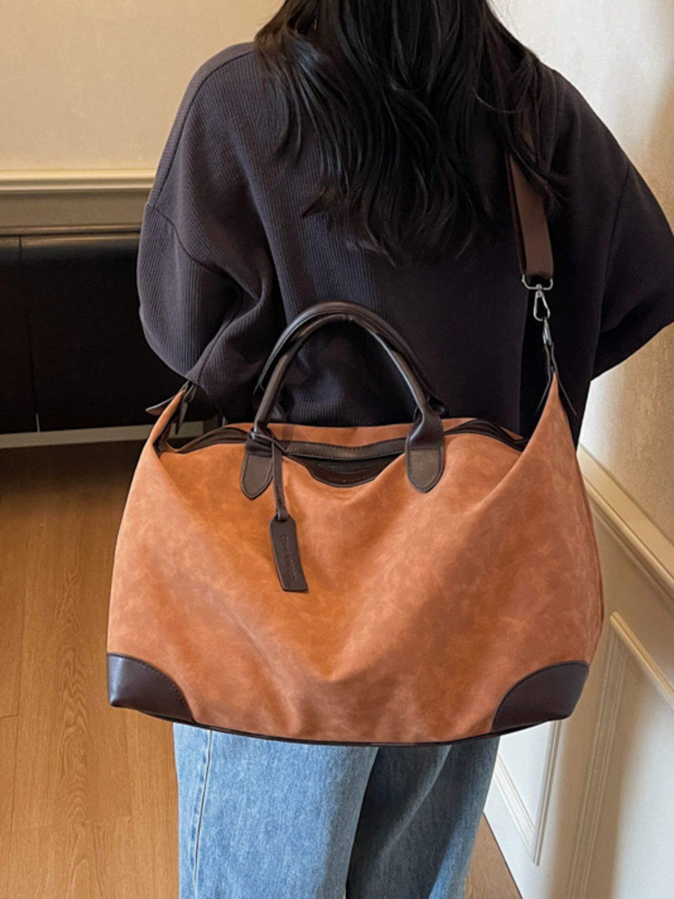 Vintage Large Capacity Travel Bag 1