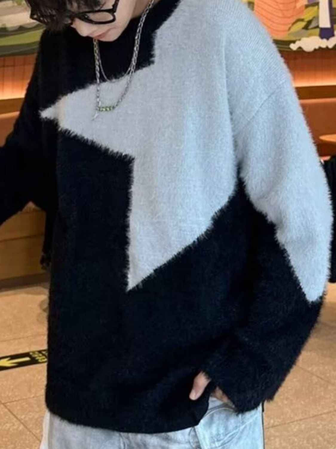 Men's Color Block Fuzzy Knit Sweater