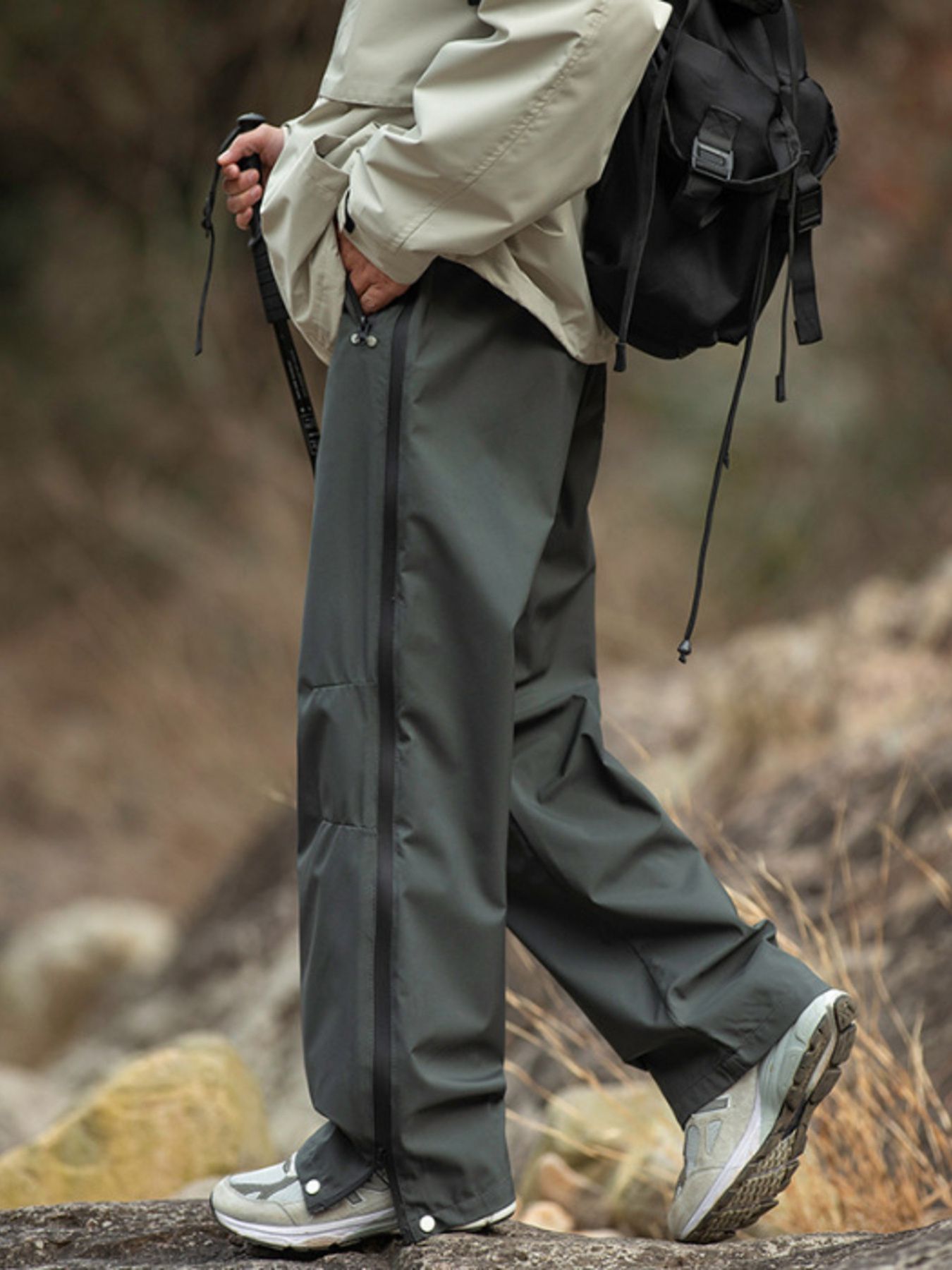 Men's Outdoor Tactical Cargo Pants with Multiple Pockets