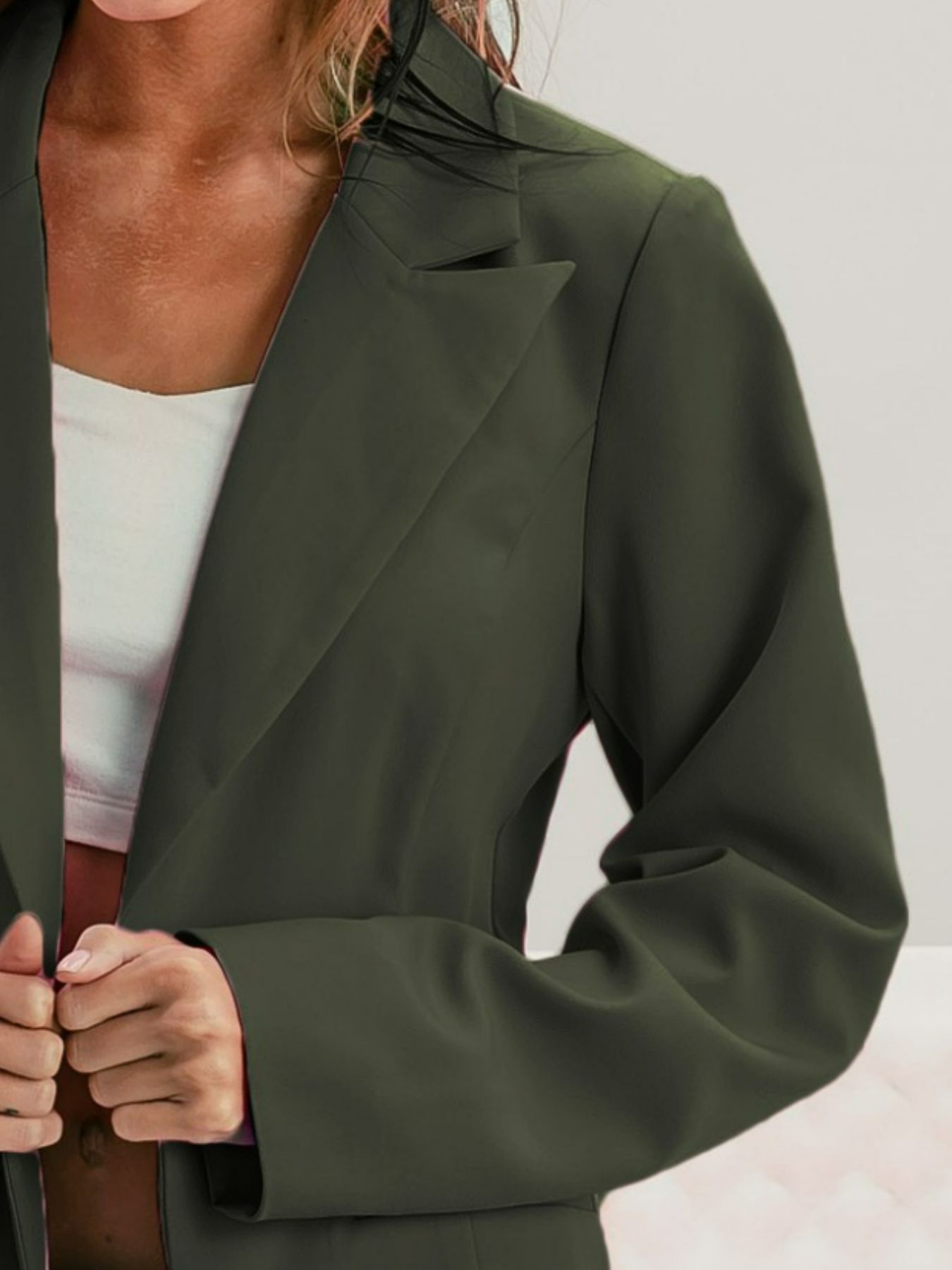 Single Breasted Peaked Lapel Blazer