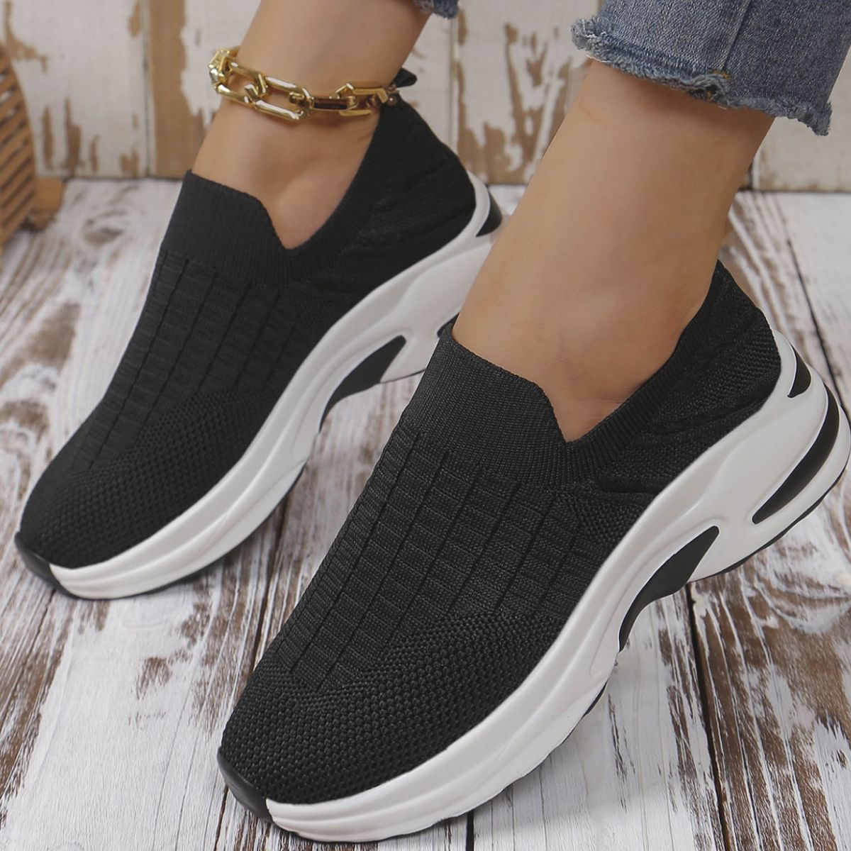 Round Toe Mesh Slip-Ons