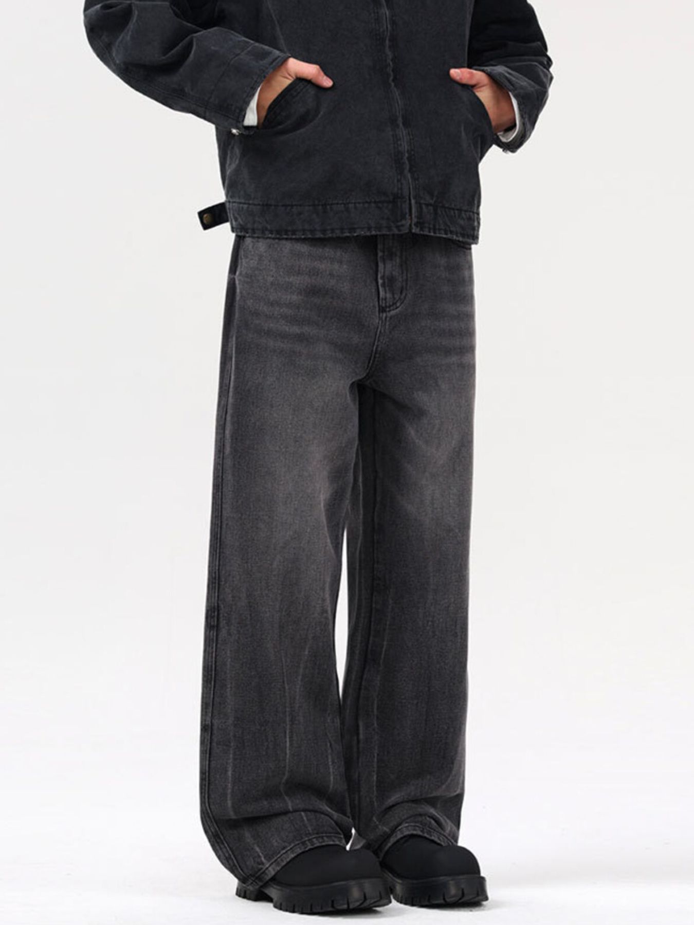 Men's Vintage Wash Wide Leg Jeans