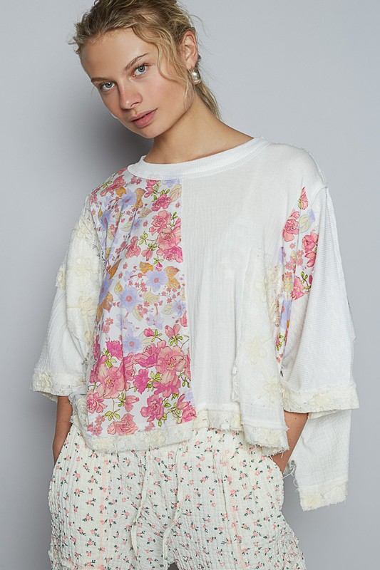 Floral Lace Patch Round Neck Double Gauze Top