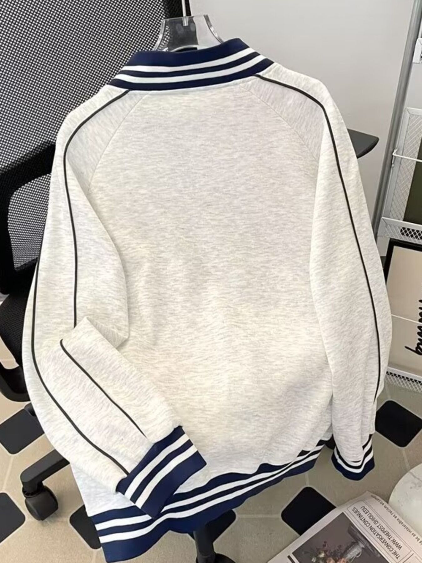 Men's Plus Size Striped Trim Zip-Up Sweatshirt