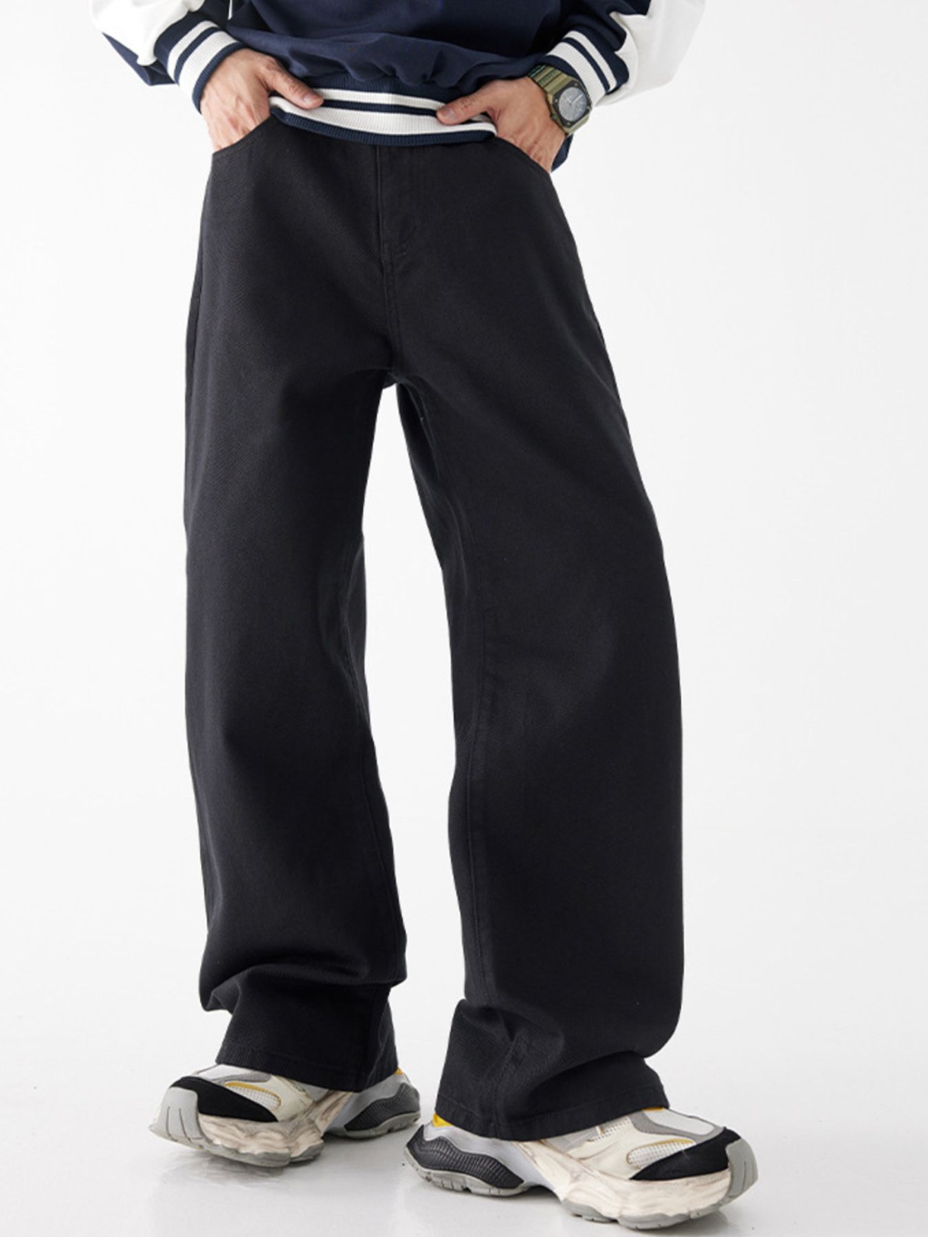 Men's Wide Leg Jeans with Pockets