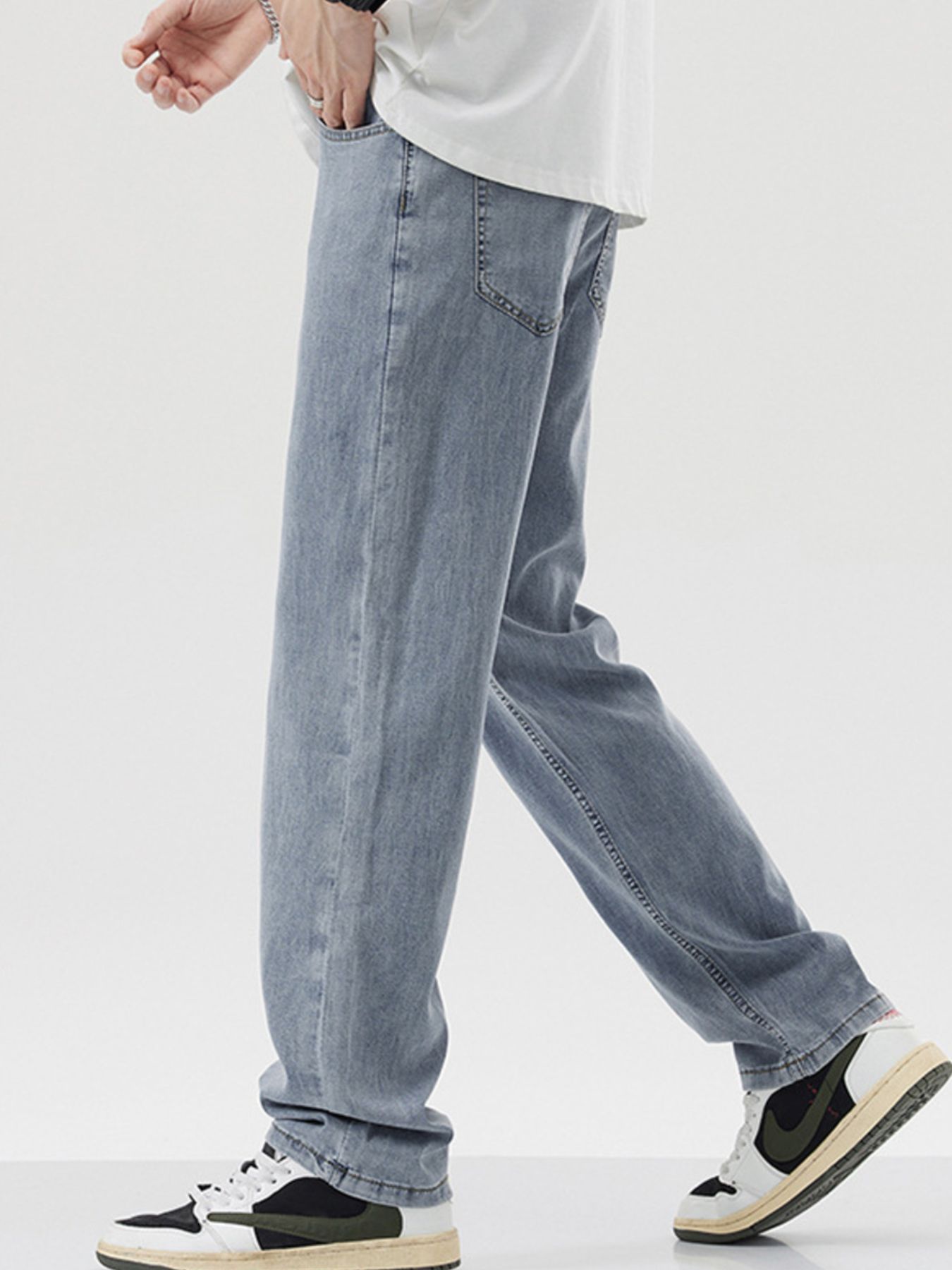 Men's Wide Leg Jeans