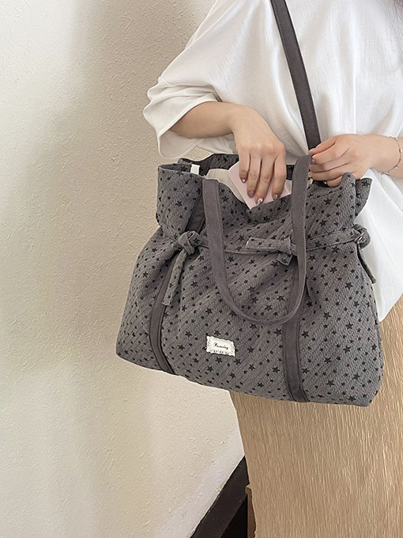 Star-Patterned Casual Shoulder Bag