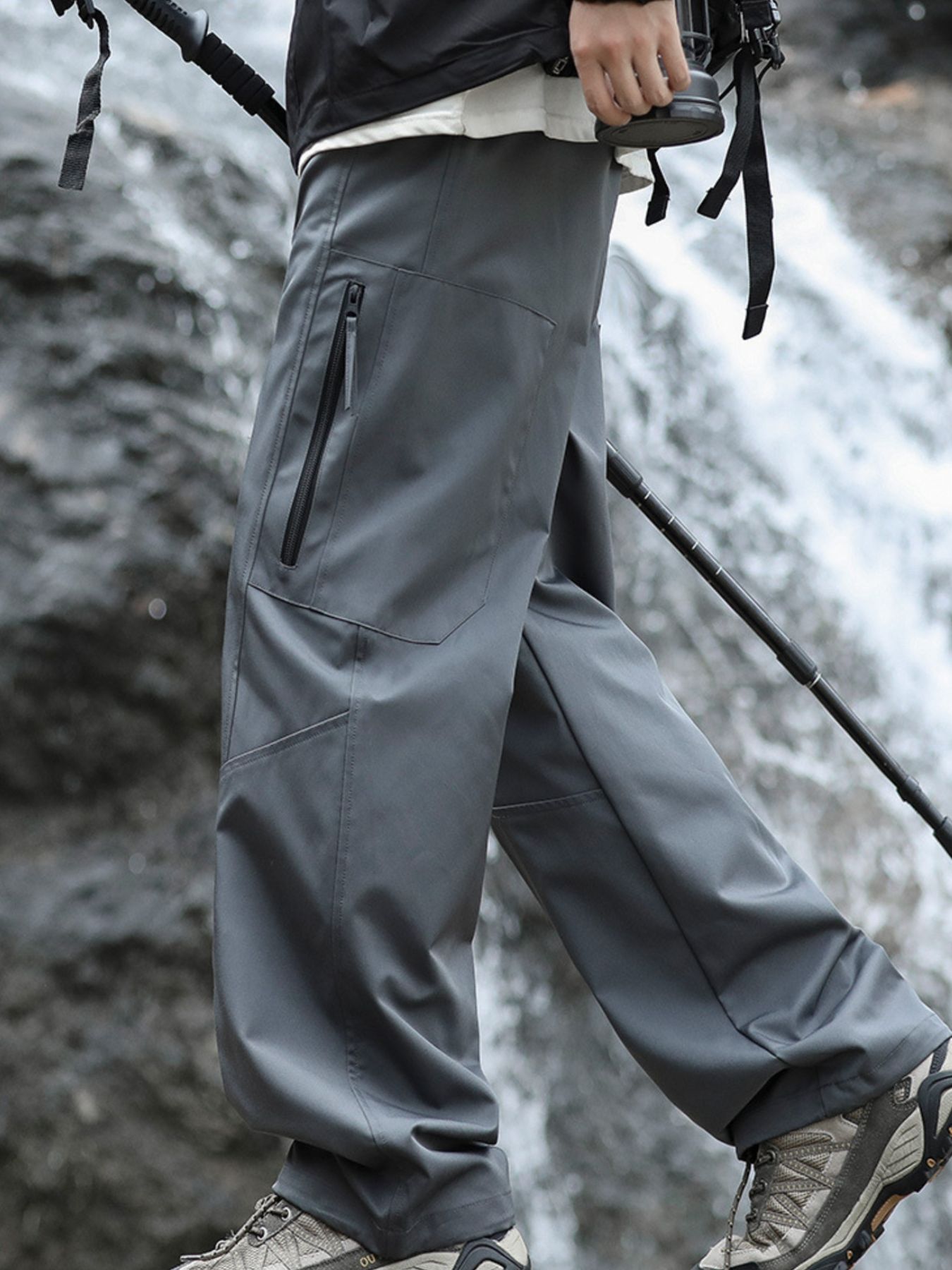 Men's Plus Size Relaxed Fit Cargo Pants with Zipper Pockets