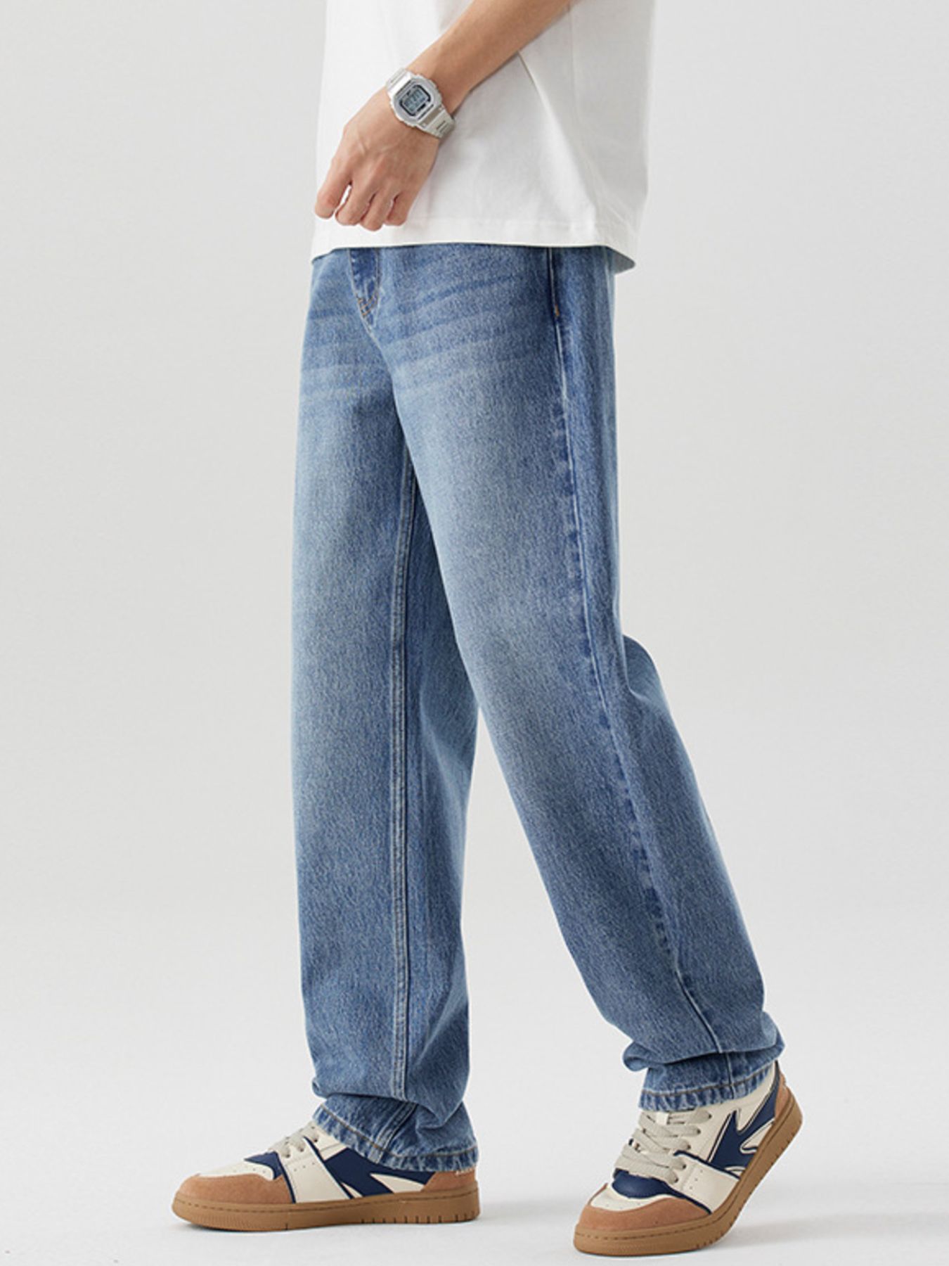 Men's Relaxed Fit Wash Jeans