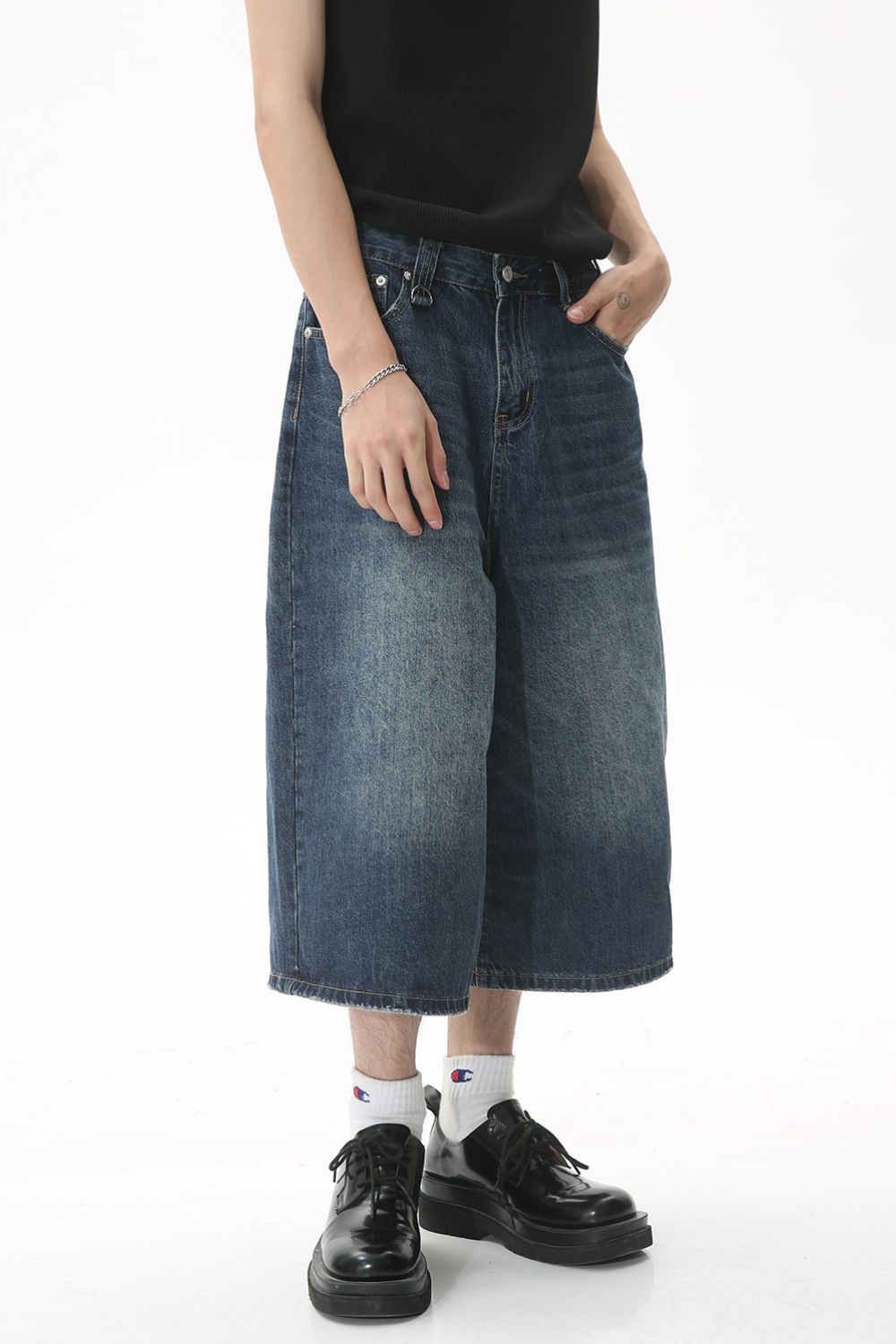 Wide Leg Cropped Jeans
