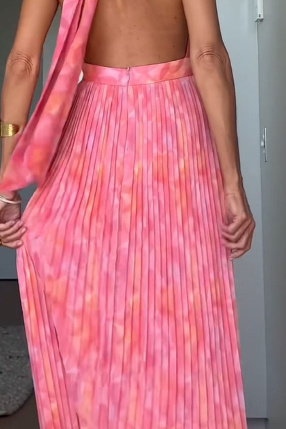 Halter Neck Pleated Maxi Dress