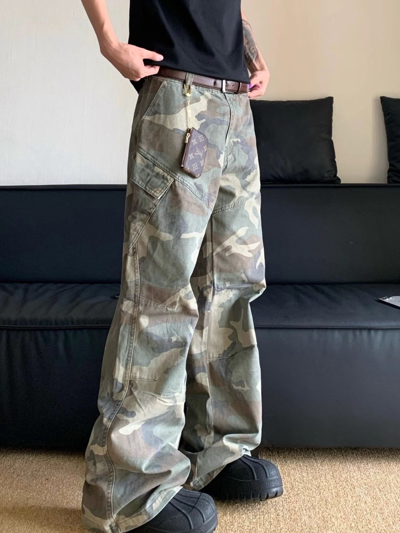Men's Camouflage Cargo Pants with Multiple Pockets