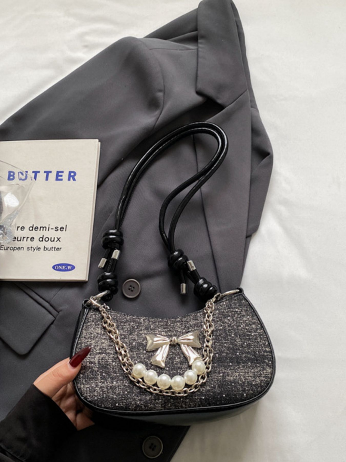 Bow Decor Chain Crossbody Bag