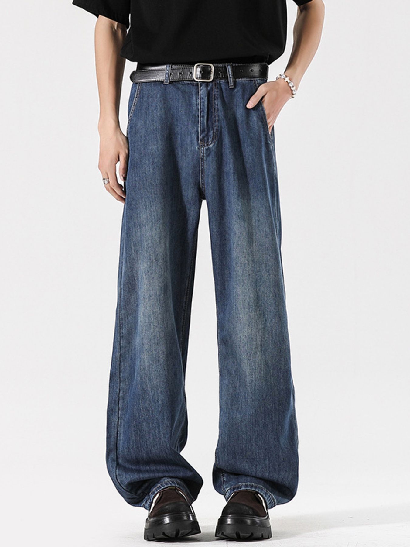 Men's Full Size Wide Leg Vintage Wash Jeans Plus Size