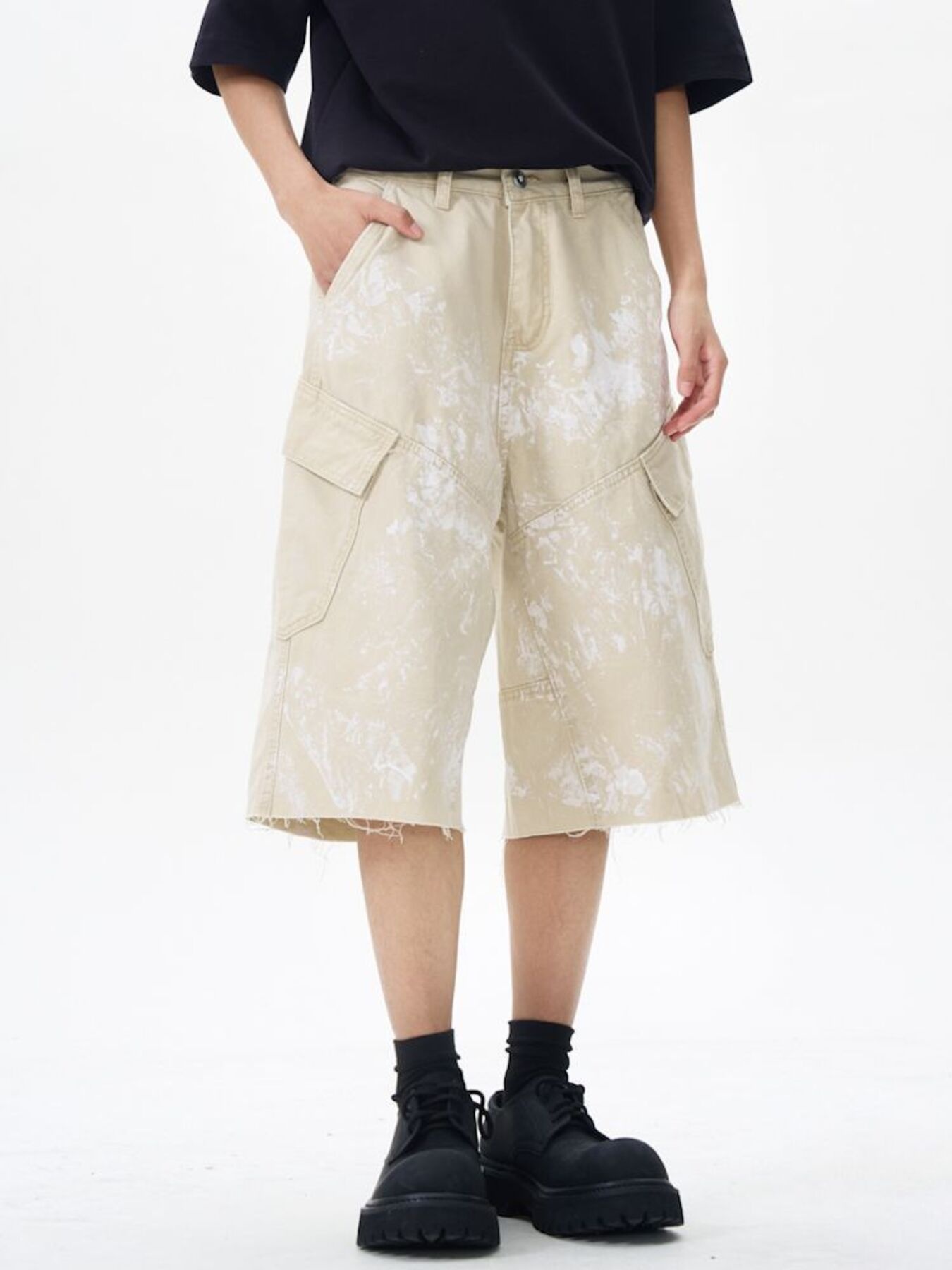 Men's Paint Splattered Cargo Bermuda Shorts with Distressed Edge Detail