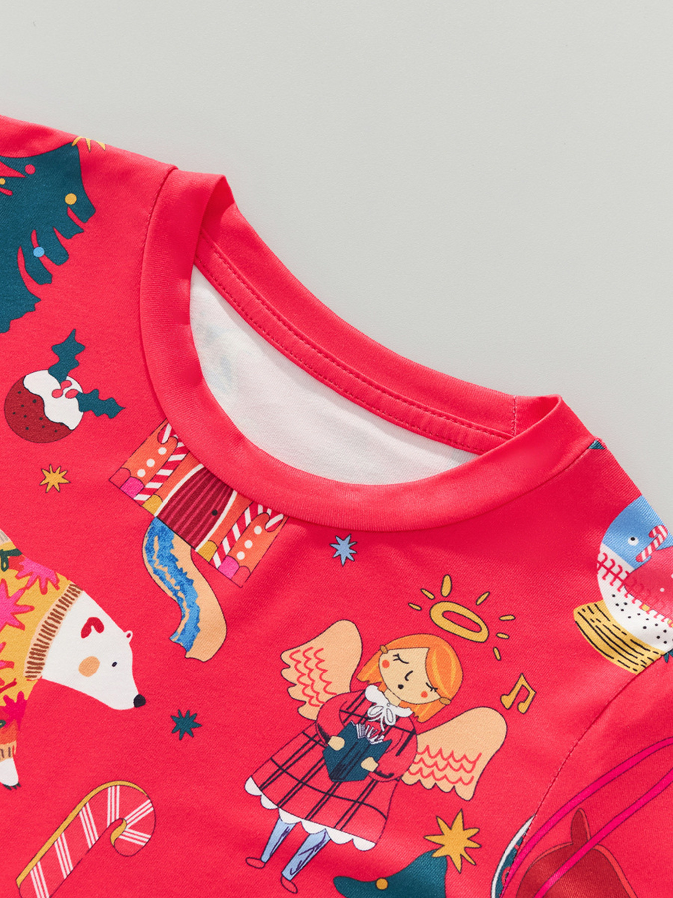 Children's Christmas Print Round Neck Top and Pants Pajama Set