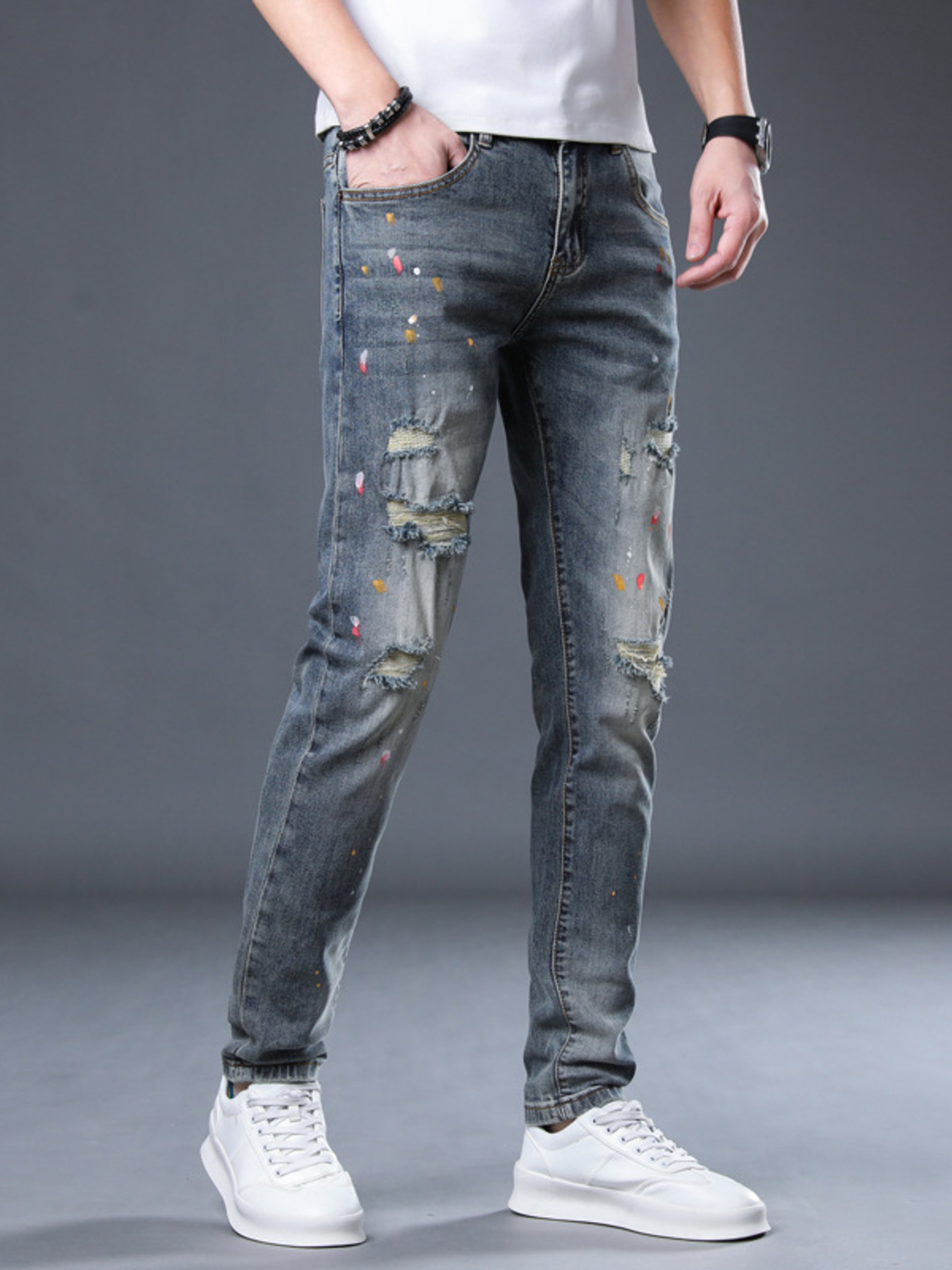 Men's Distressed Slim Fit Jeans
