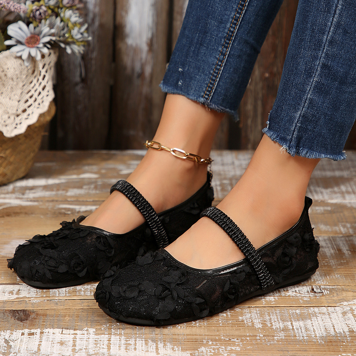 Round Toe Flats Slip-Ons
