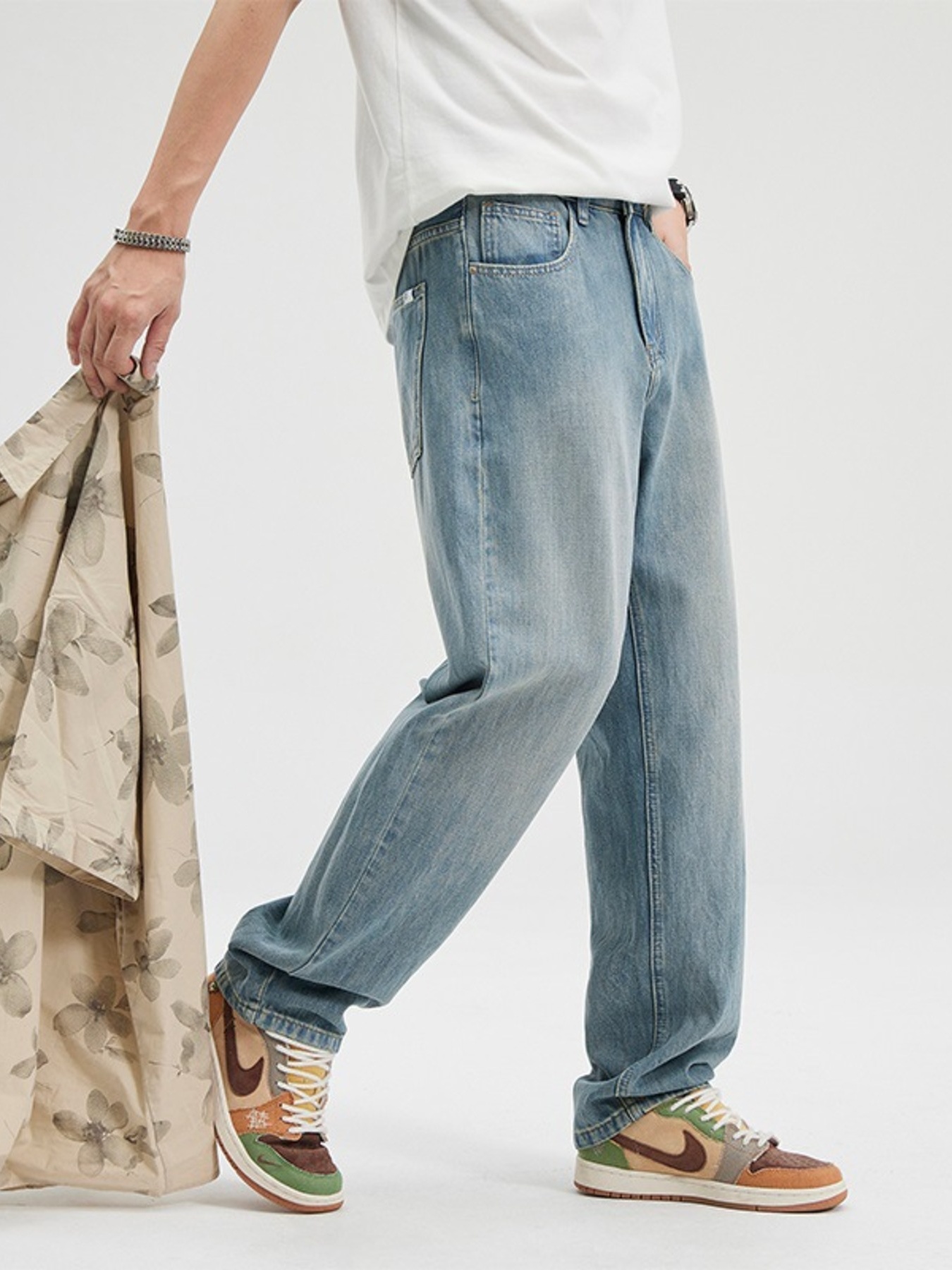 Men's Wide Leg Jeans