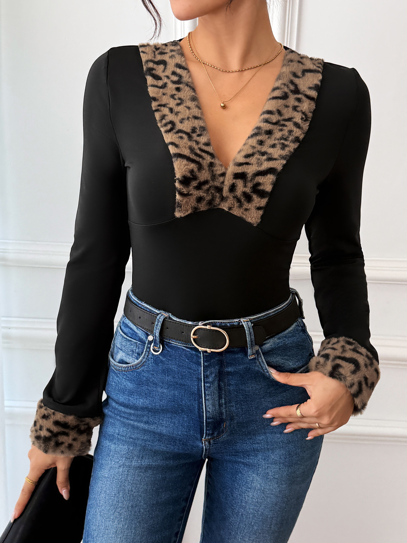 Leopard Trim V-Neck Long Sleeve Bodysuit