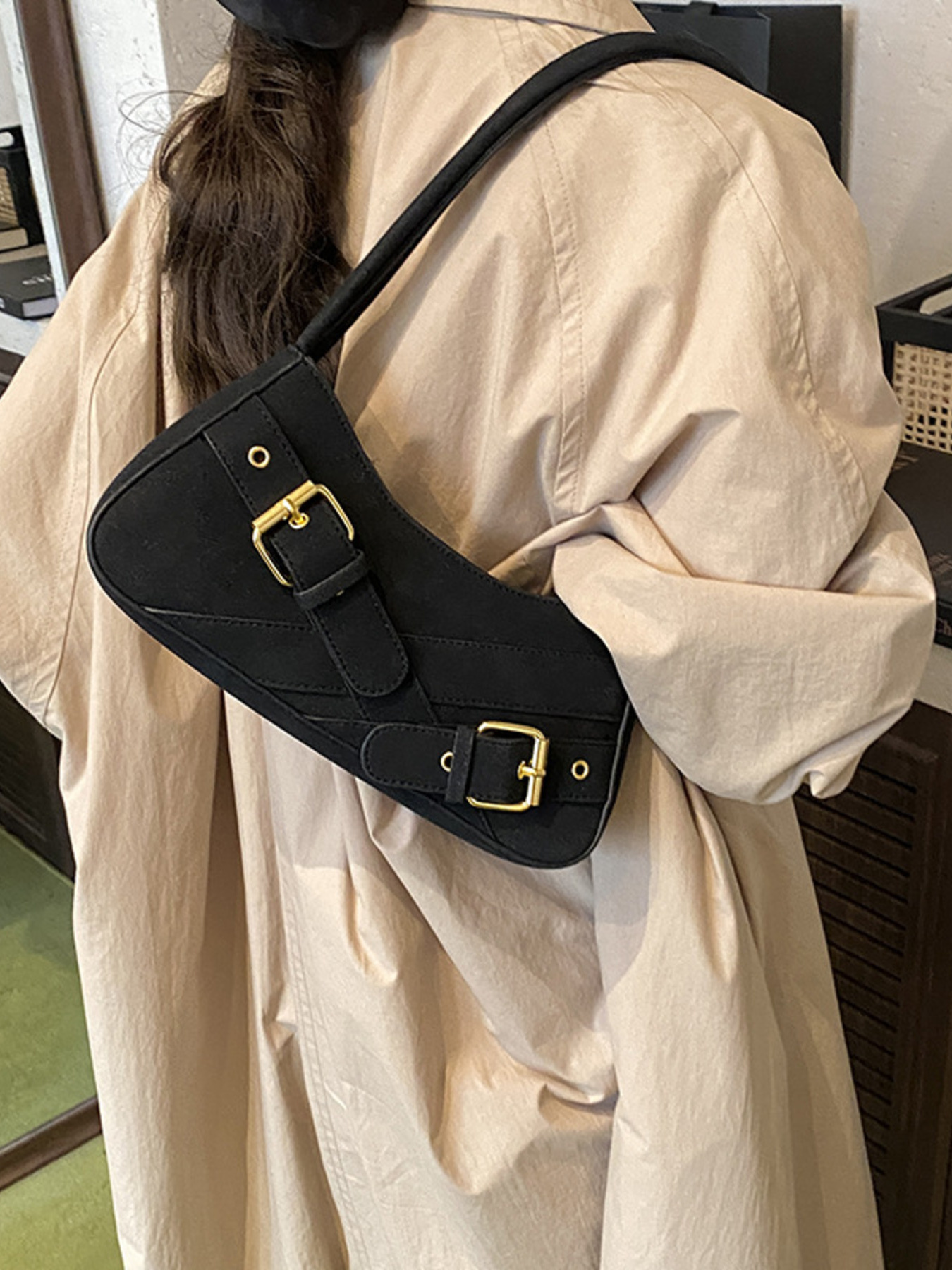 Buckle Decor Shoulder Bag