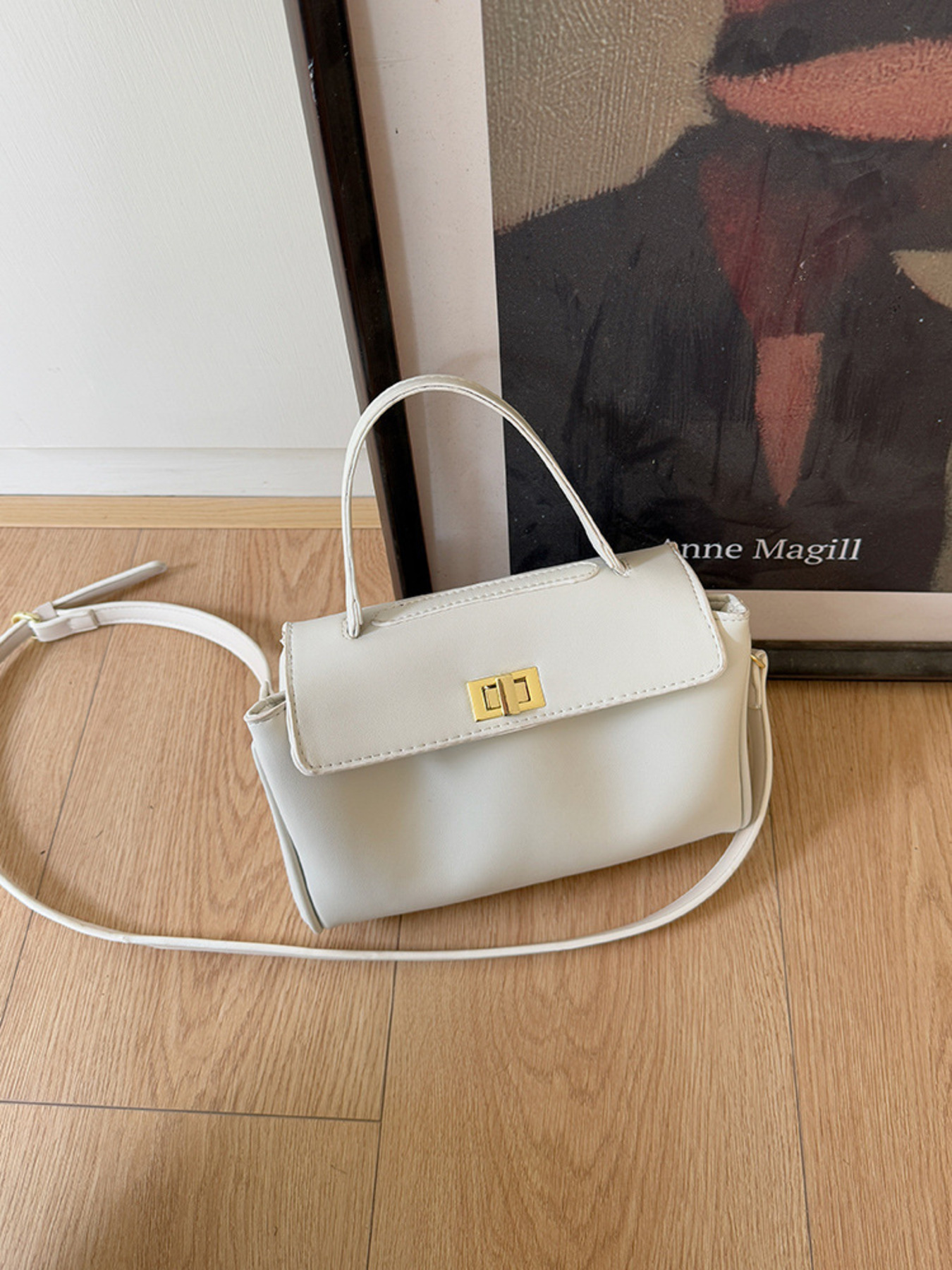 Golden Clasp Leather Crossbody Bag